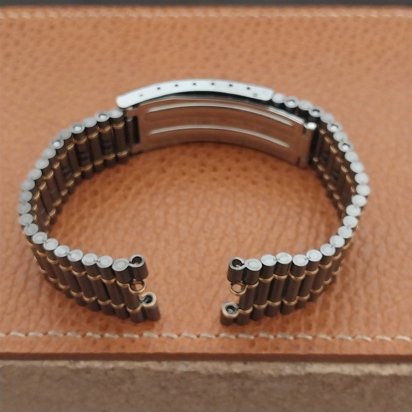 Seiko Quartz SQ100 Gunmetal & Gold-Tone Unused Vintage Watch Band
