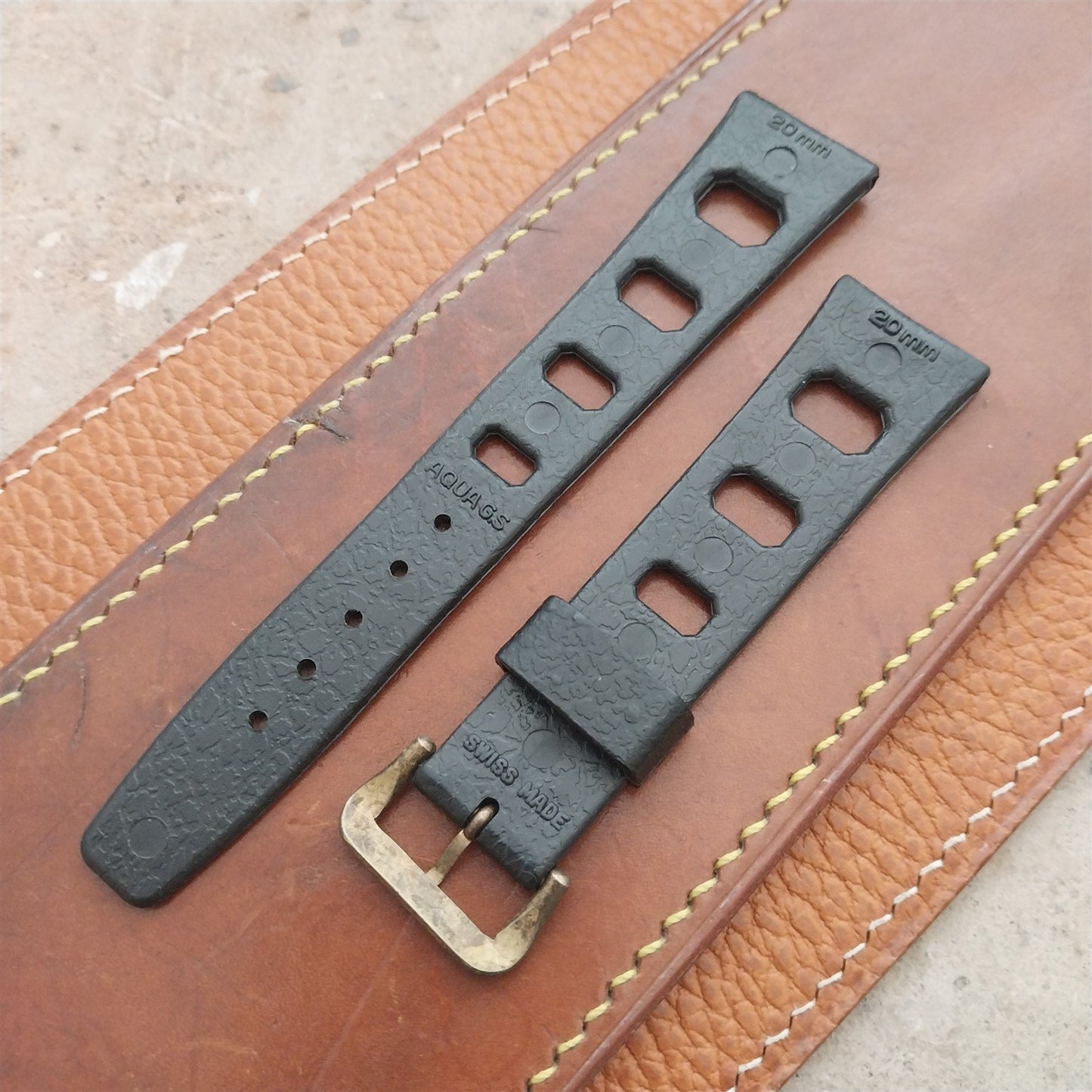 Vintage 20mm Classic Skindiver Black Unused Aqua GS Watch Strap & Brass Buckle