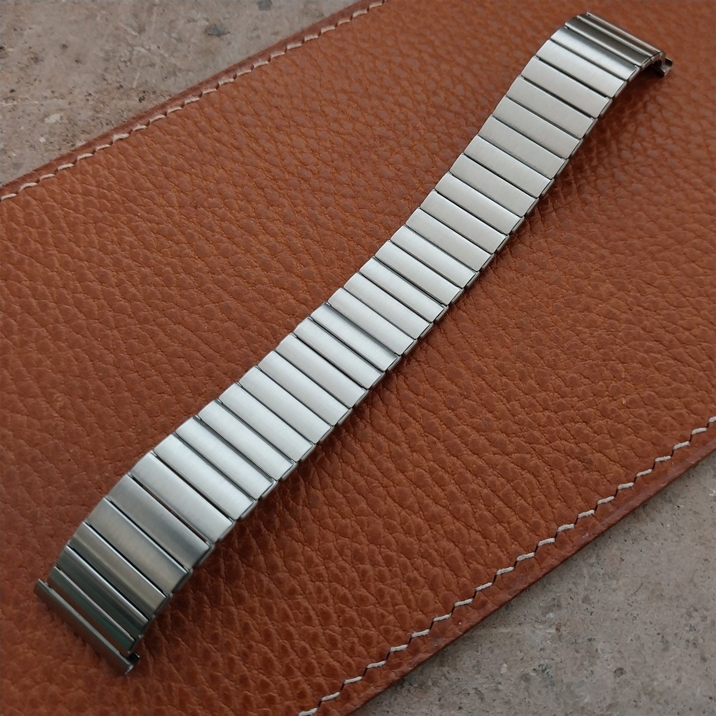 Vintage 18mm 17mm 16mm HC Newflex Swiss Stainless Steel Classic 1960s Watch Band