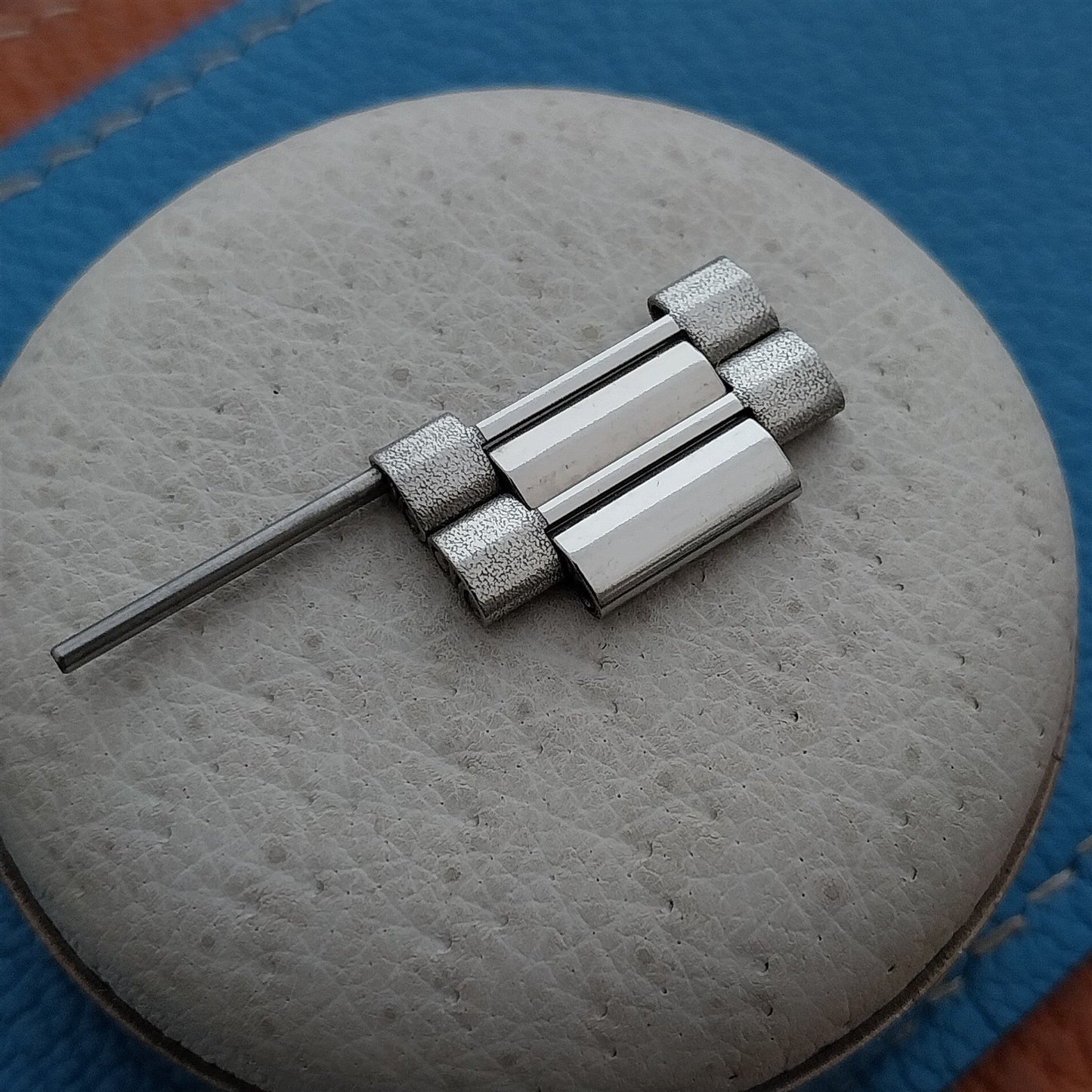 2 Heuer Montreal Peaked Stainless Steel NSA Novavit Vintage Watch Band Links