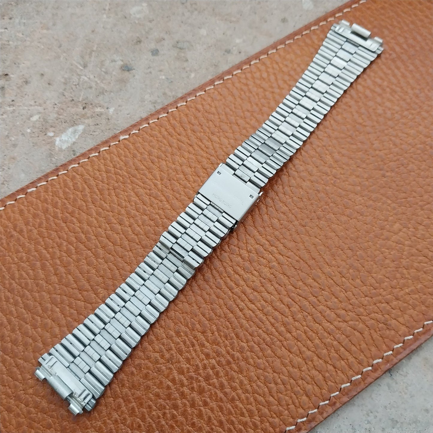 Vintage Special Fit 2-Piece Stainless Steel 18mm nos Unused Classic Watch Band