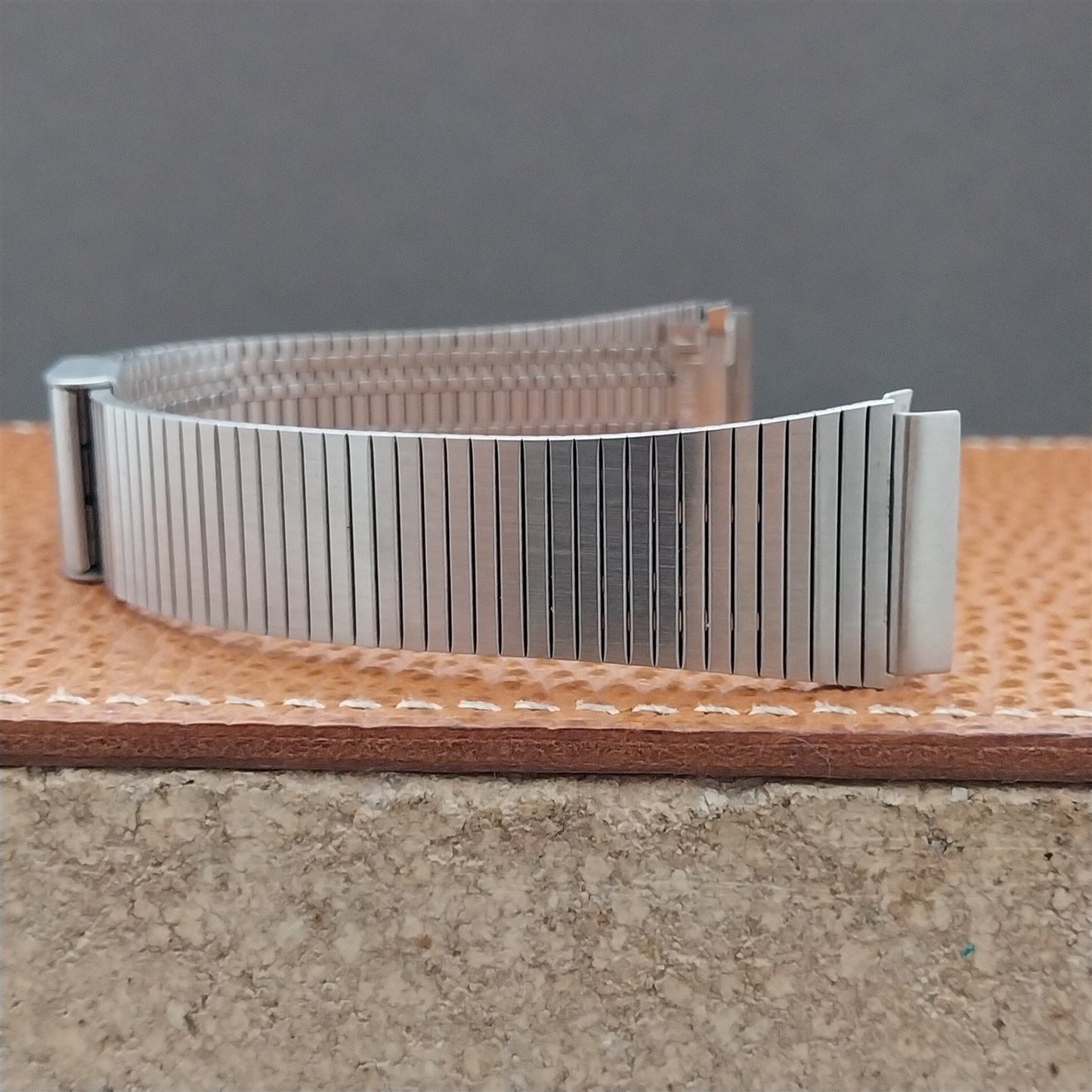 Vintage Special Fit 2-Piece Stainless Steel 18mm Unused Classic Watch Band