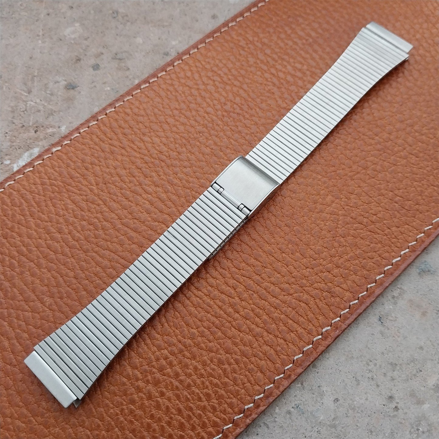 Vintage Special Fit 2-Piece Stainless Steel 18mm Unused Classic Watch Band
