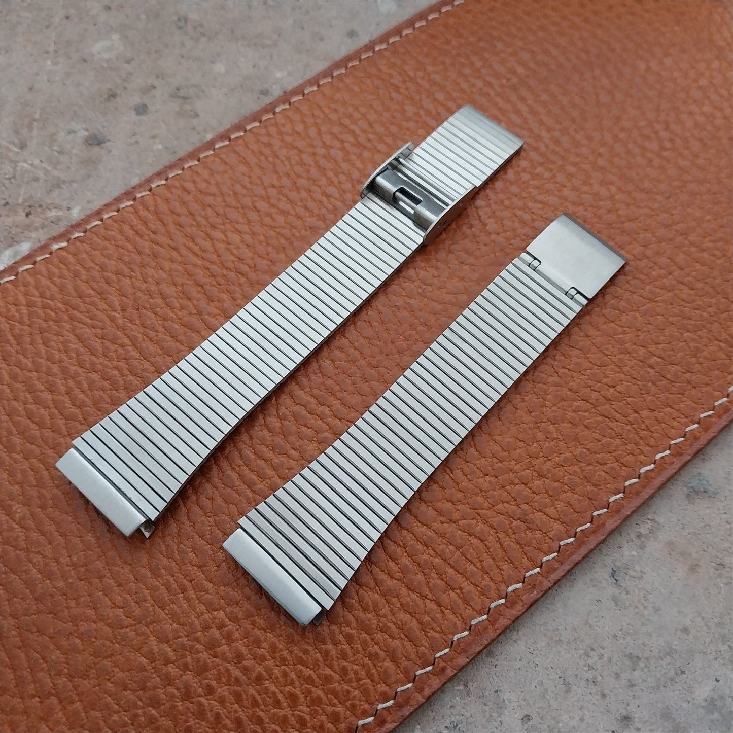 Vintage Special Fit 2-Piece Stainless Steel 18mm Unused Classic Watch Band