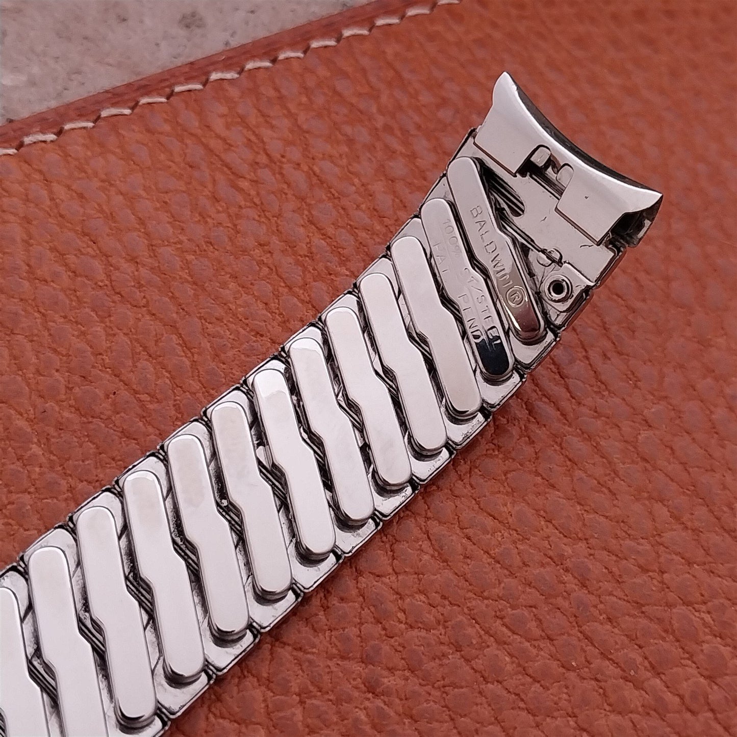 Vintage 17.2m 60s Baldwin Stainless Classic Stretch Unused Watch Band