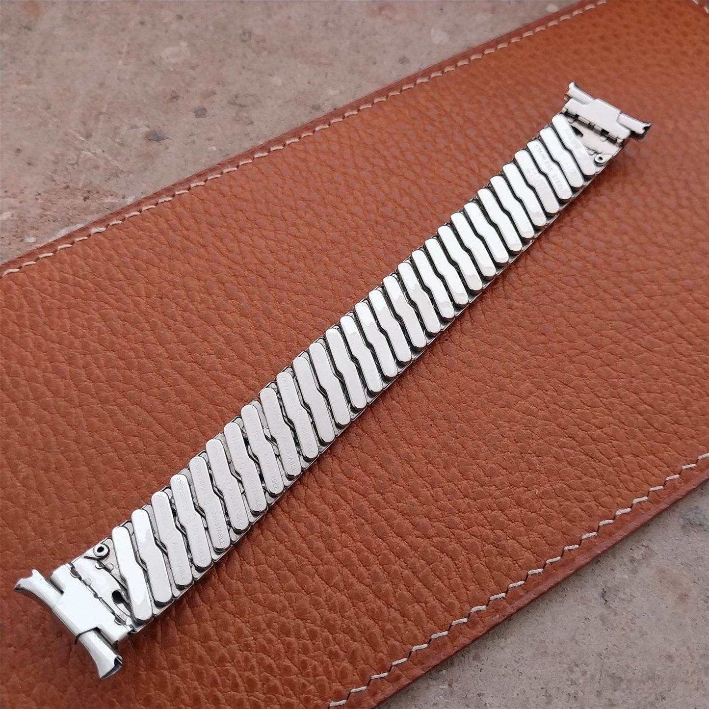 18mm 19mm 20mm Baldwin Stainless Steel Stretch nos 1960s Vintage Watch Band