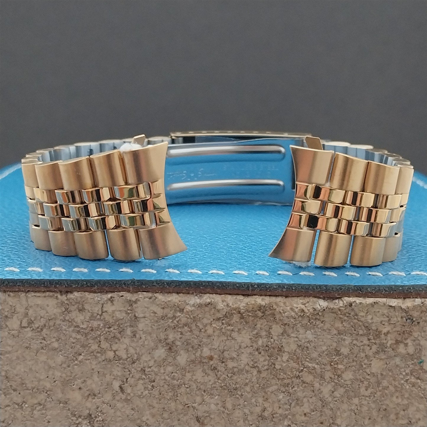 20mm Speidel Hirsch Gold Tone Jubilee Unused Watch Band