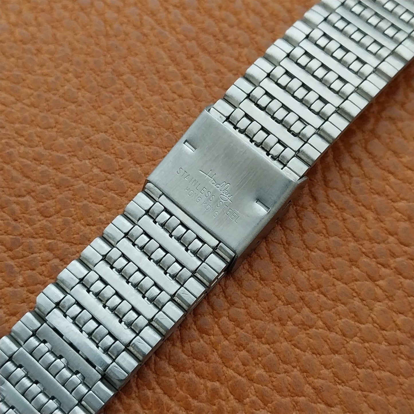 Vintage Hadley Flared 18mm Stainless Steel Unused Classic Watch Band