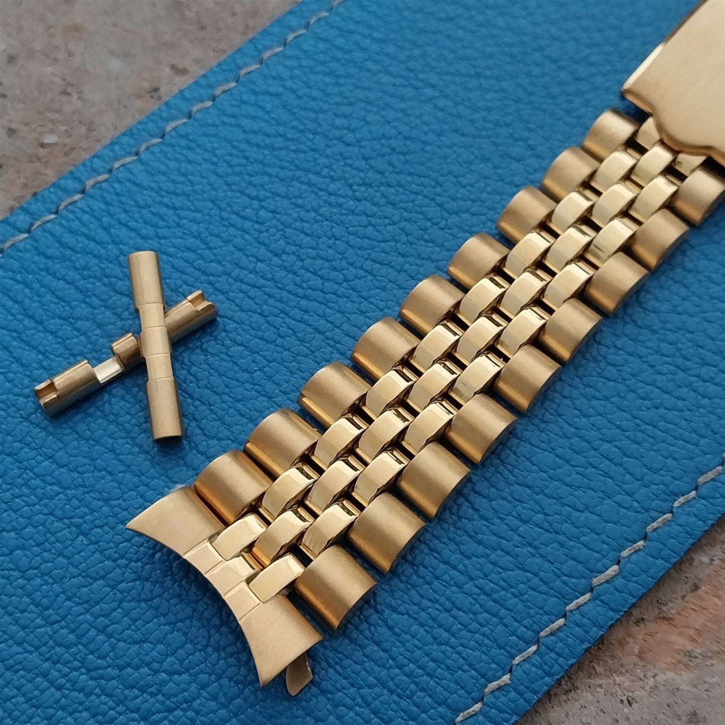 20mm Speidel Gold Tone Jubilee Unused Watch Band