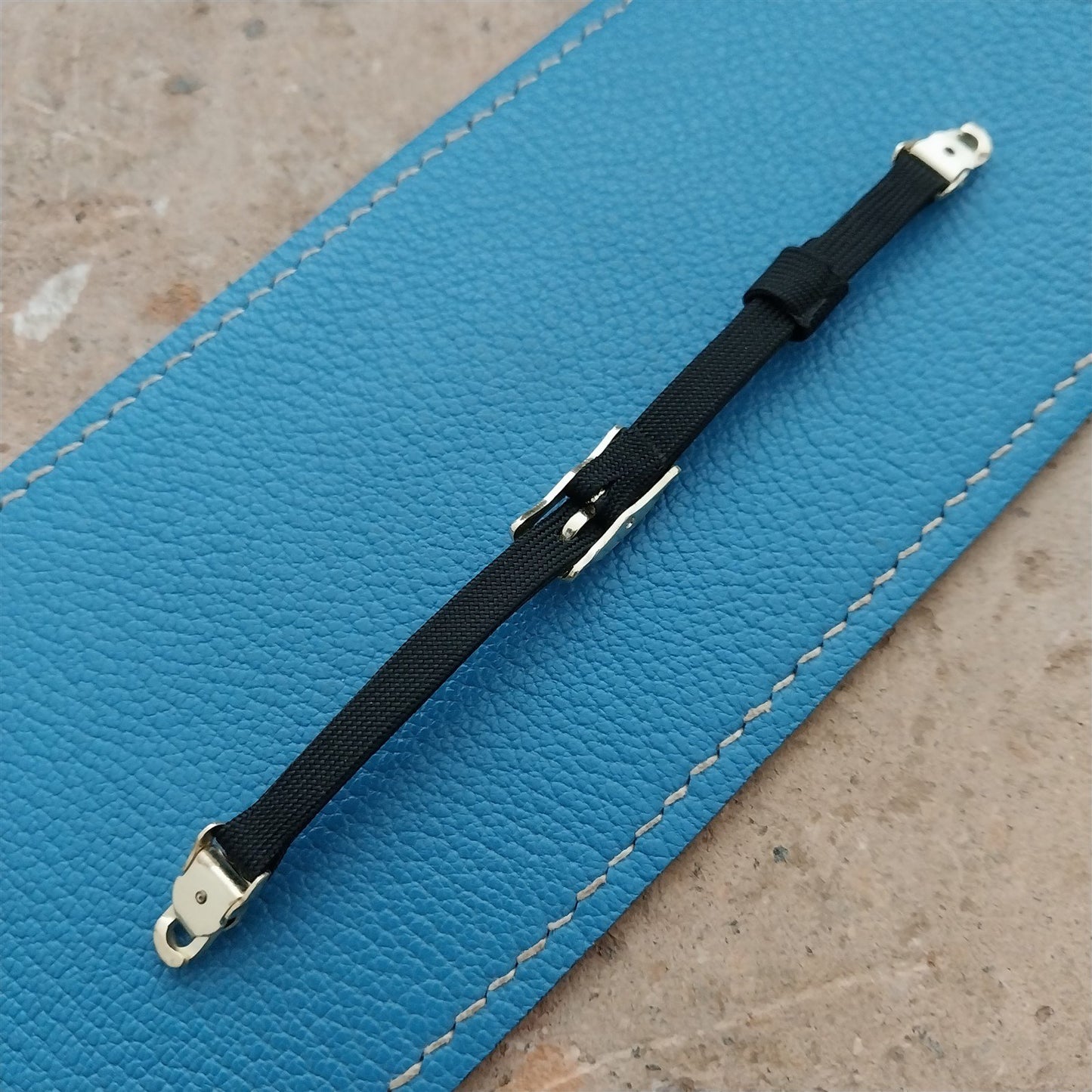 Vintage 1960s Womens Black Nylon & Gold-Tone Classic Cocktail Watch Strap