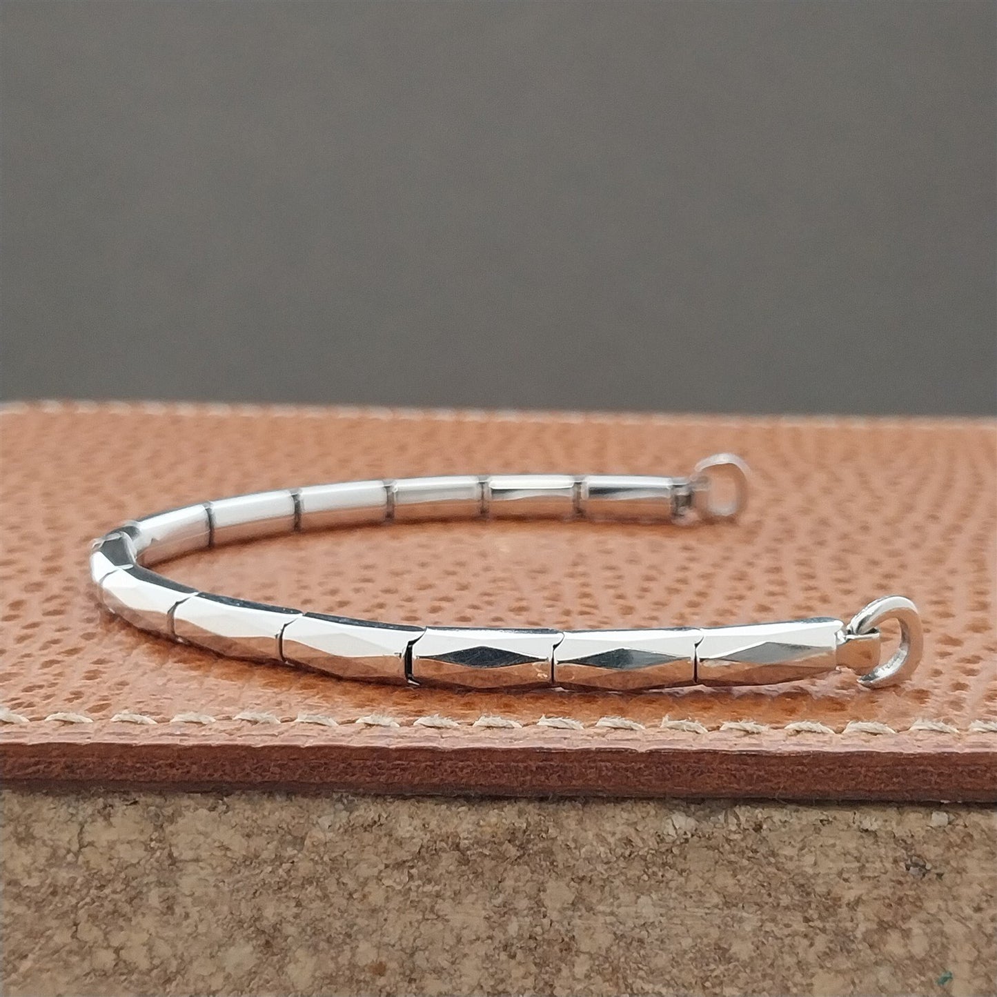 Vintage 1960s Kreisler White Gold Filled Ladies Unused Cocktail Watch Band