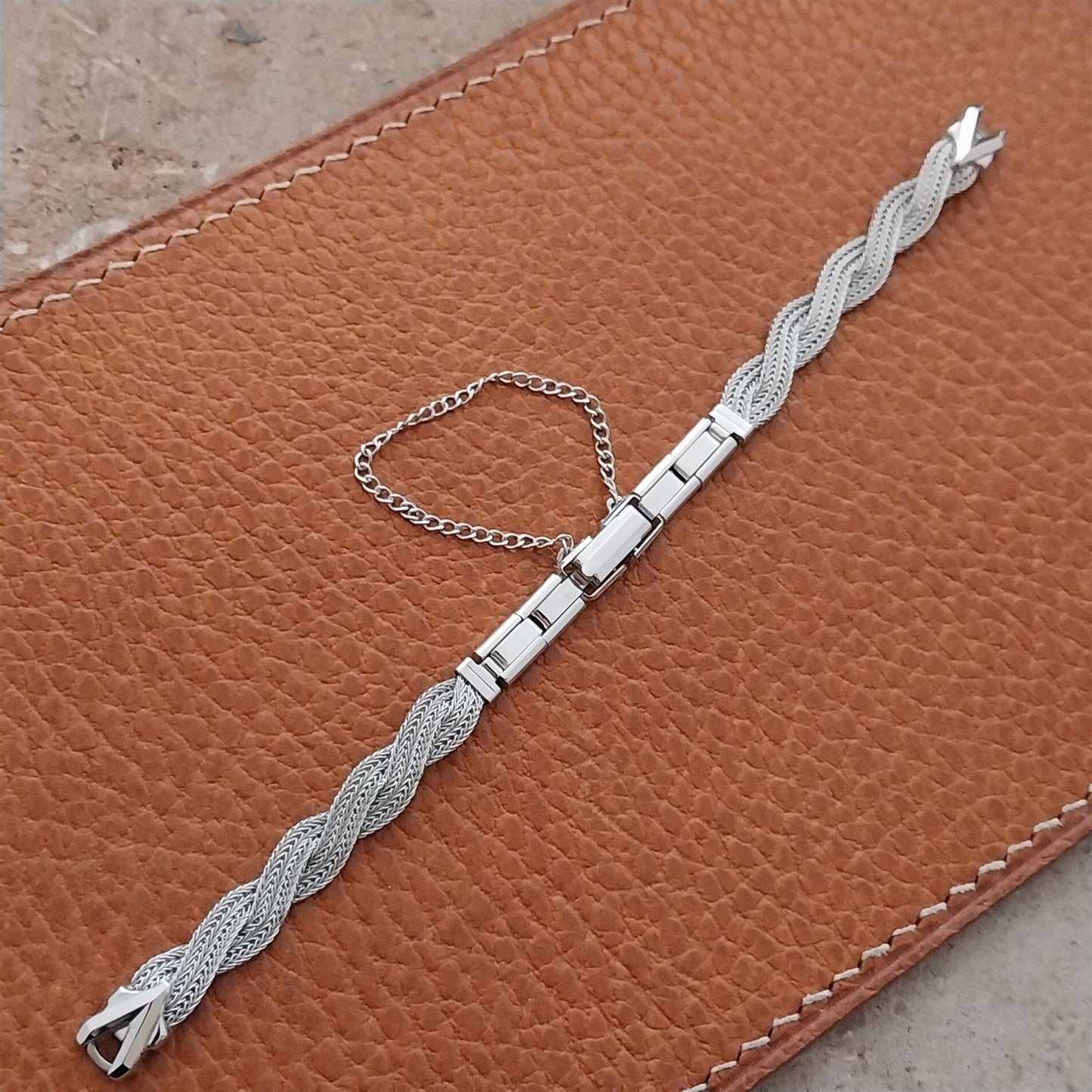 Speidel White Gold-Fill Mesh Unused 1970s Vintage Ladies Cocktail Watch Band