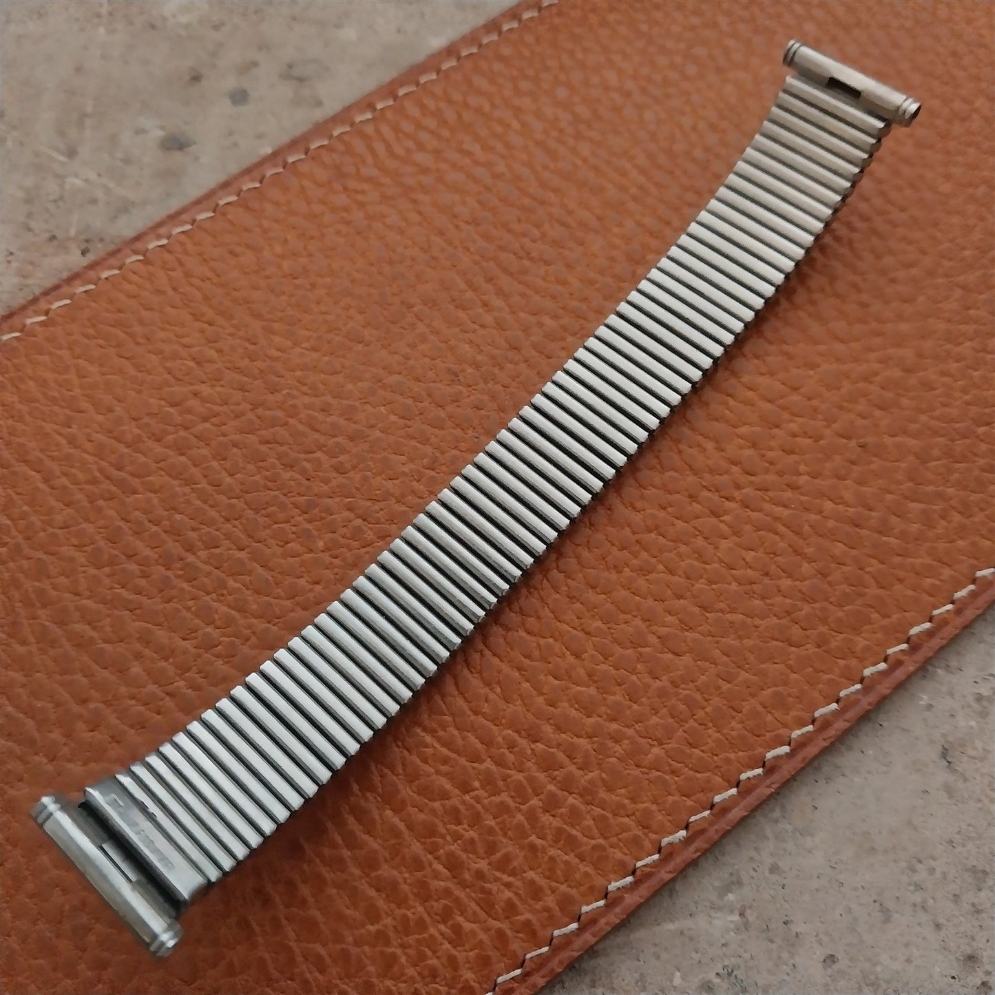 Vintage Stainless Steel fixo-flex Stretch 18mm 17mm 16mm Unused Watch Band
