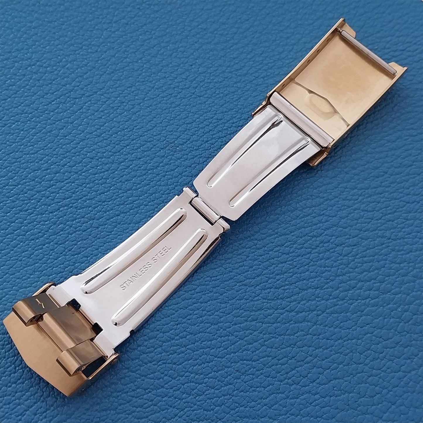 Invicta 8930 Yellow Gold Tone Band Clasp