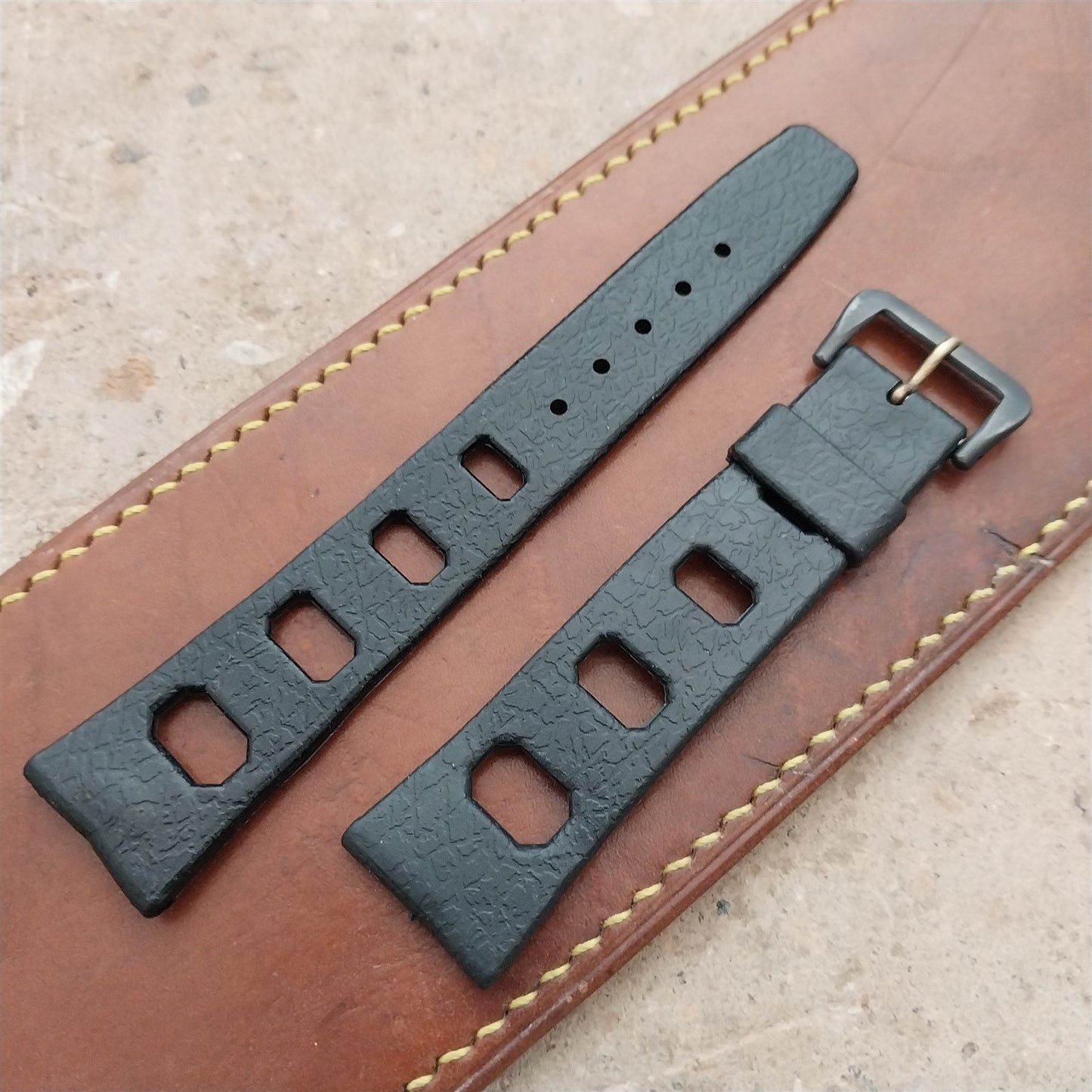 Vintage 20mm Classic Skindiver Black Unused Aqua GS Watch Strap & Brass Buckle