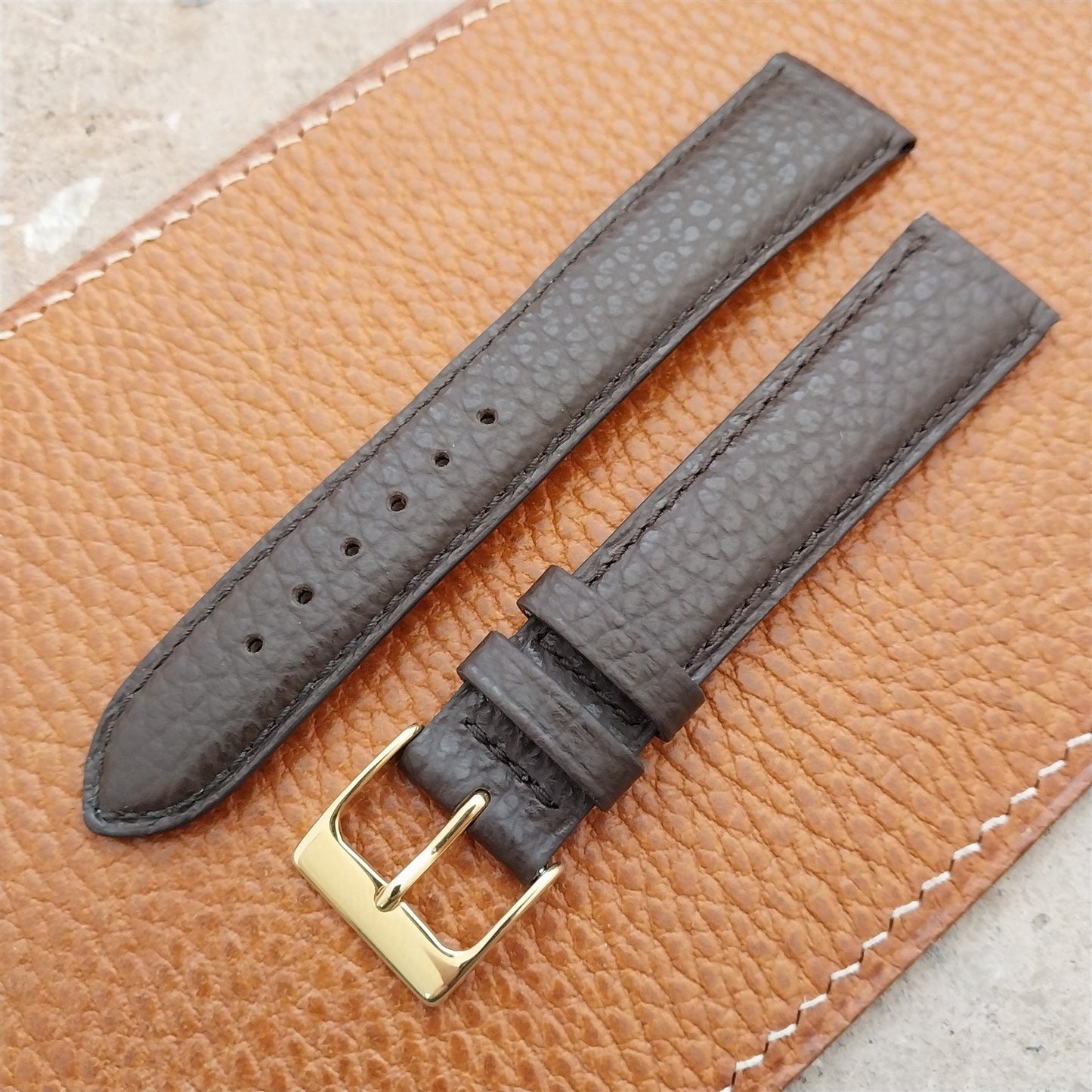 18mm Fleurus France Crushed Grain Calf Tapered 18/16 Watch Strap
