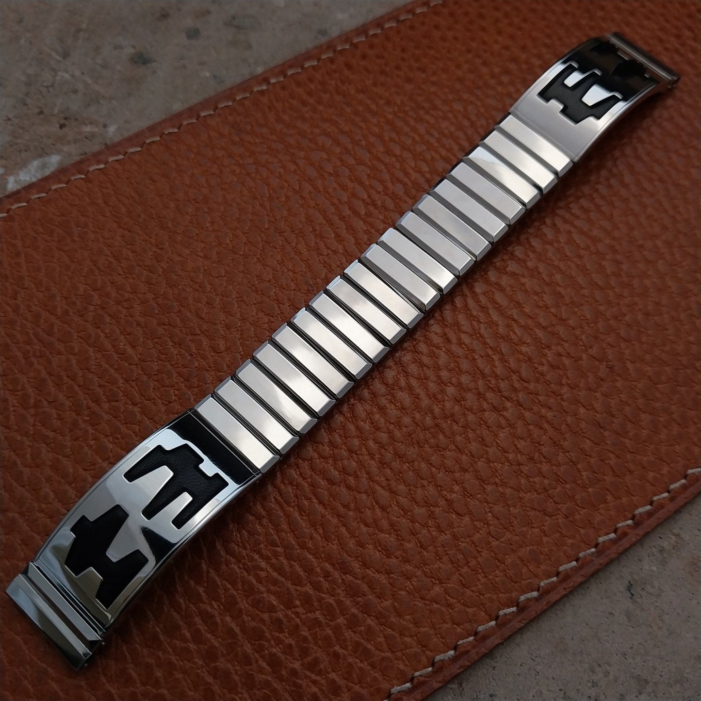 16mm Mid Century Unused Gemex Classic Stretch Vintage Watch Band