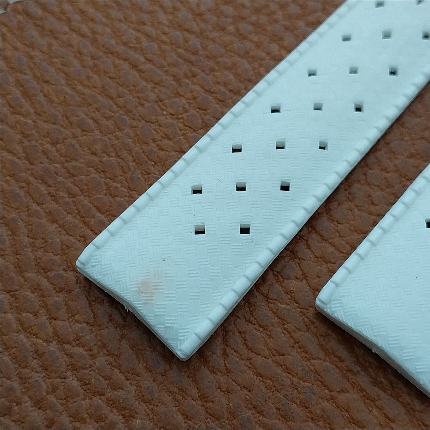 Vintage 19mm Swiss Tropic Straight End White Unused NOS 1970s Diver Watch Strap