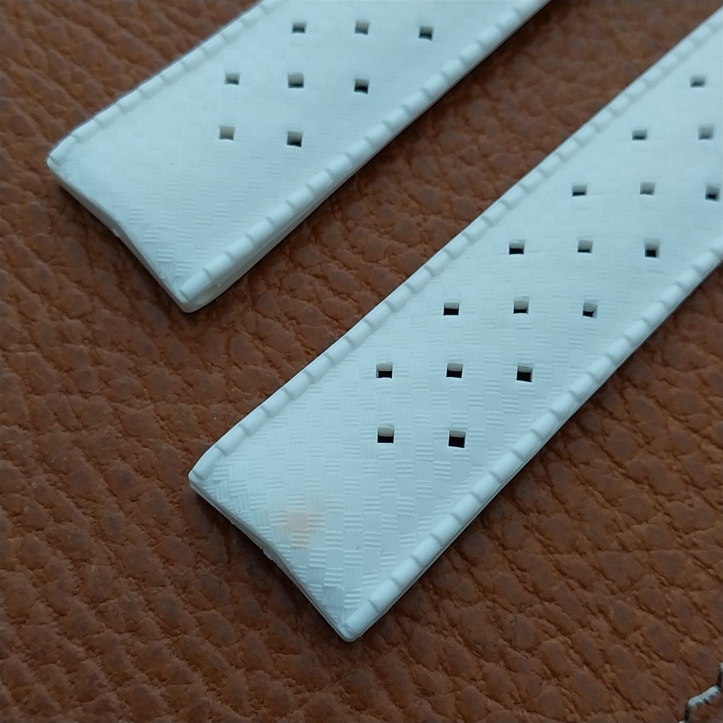 Vintage 19mm Swiss Tropic Straight End White Unused NOS 1970s Diver Watch Strap