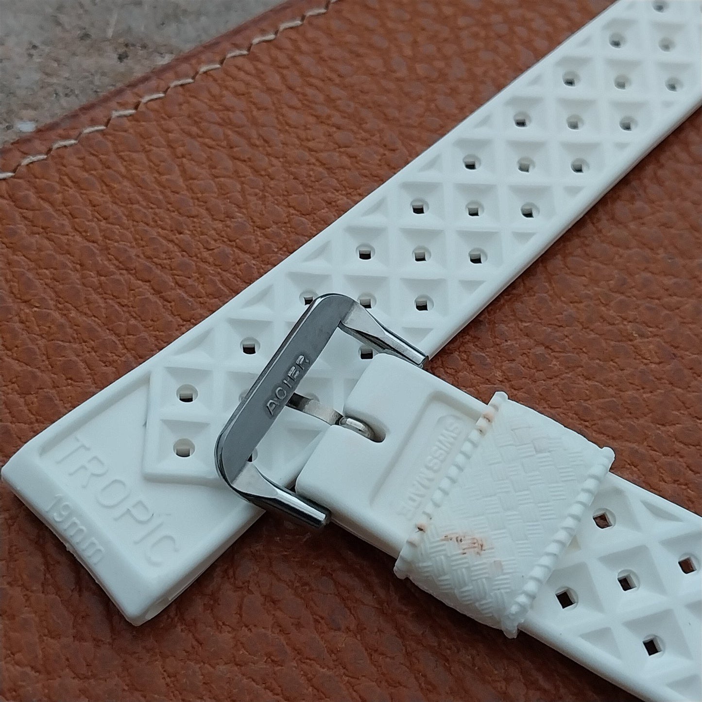 Vintage 19mm Swiss Tropic Straight End White Unused NOS 1970s Diver Watch Strap