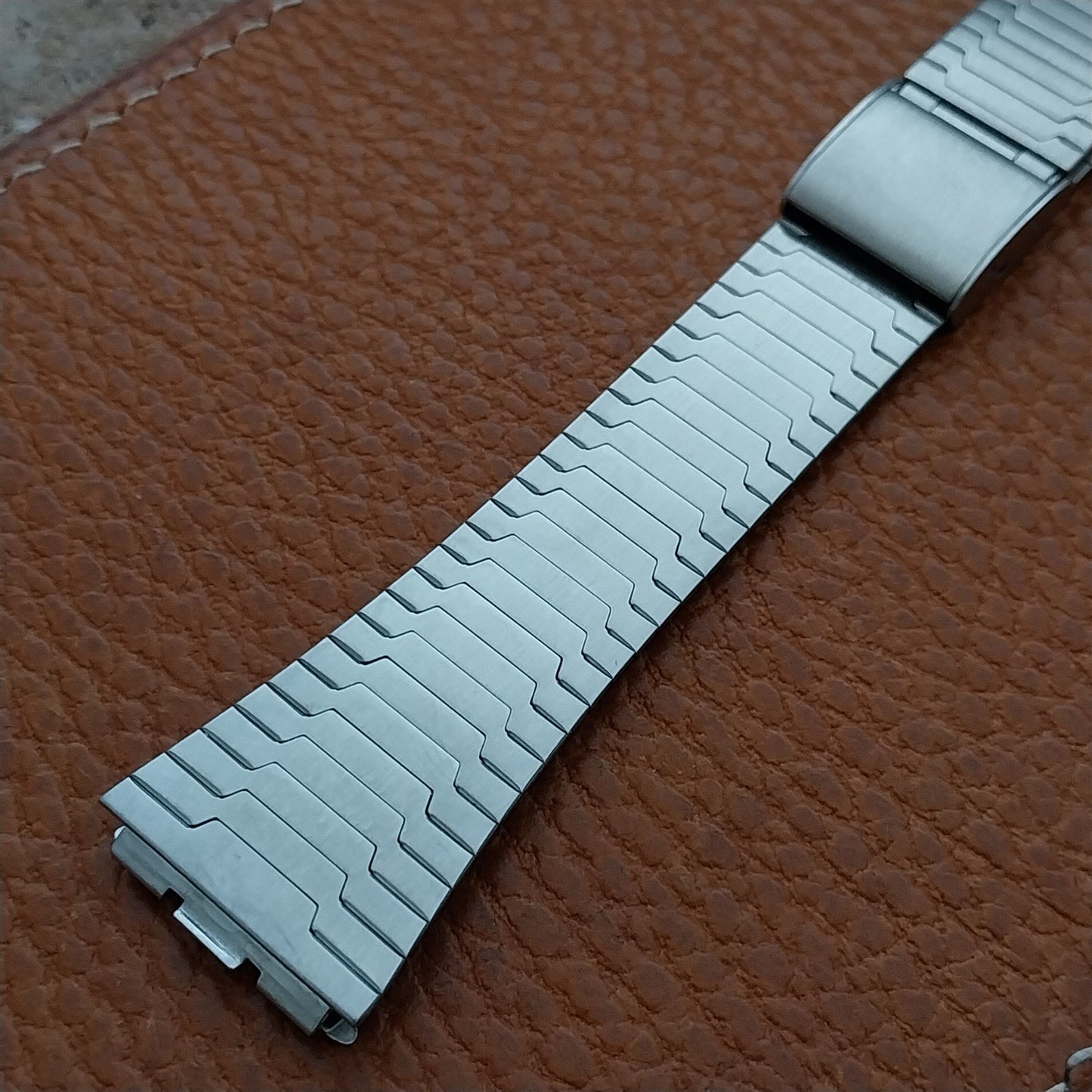 18mm Stainless Steel Classic LED LCD nos Unused 1970s Vintage Watch Band