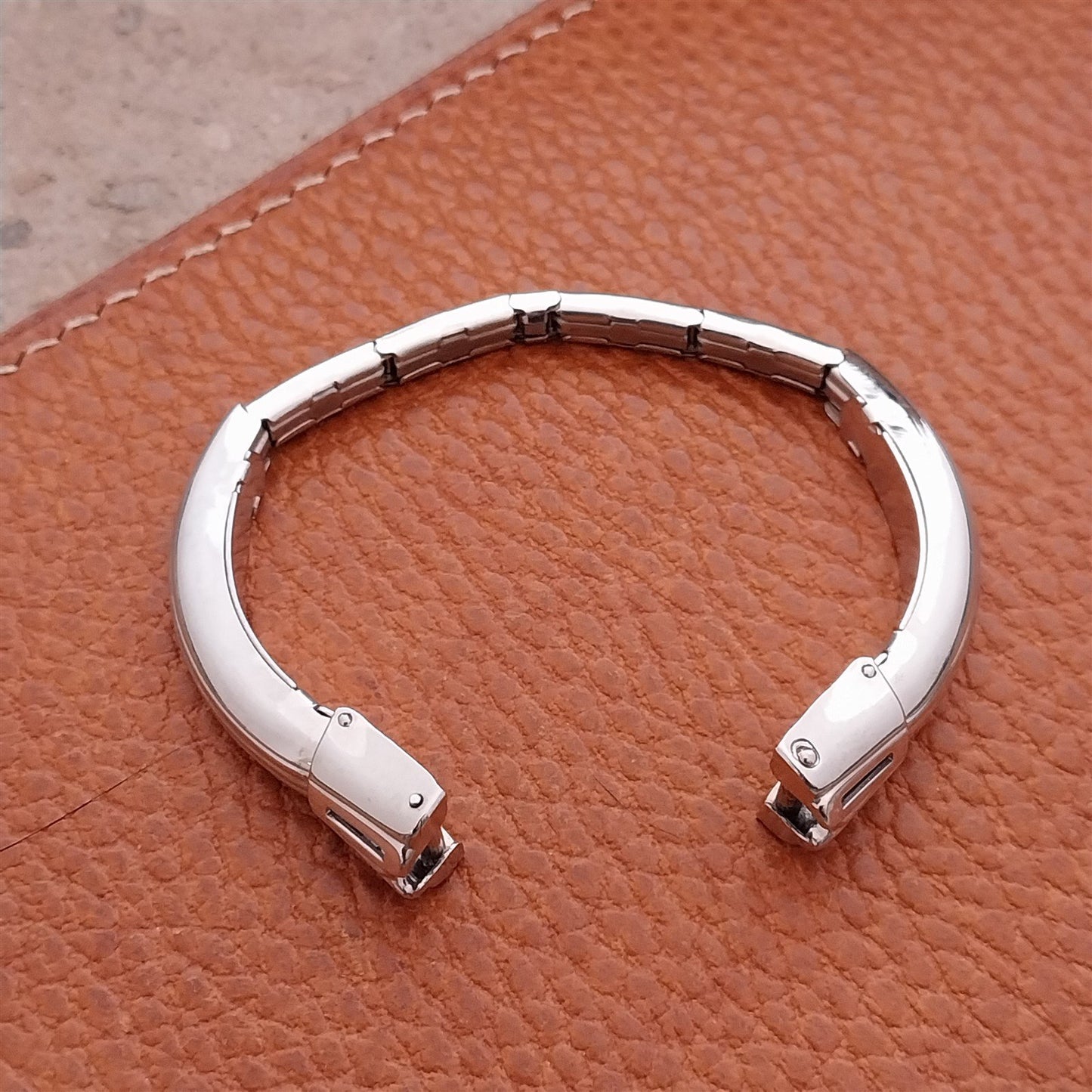 Kreisler White Gold-Filled MCM Ladies Unused 1960s Vintage Cocktail Watch Band