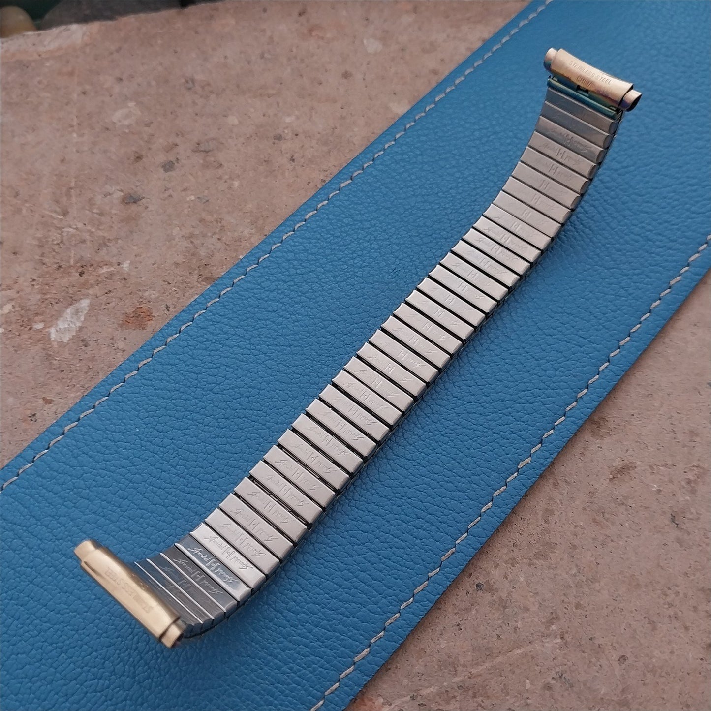 16mm 17mm 18mm 19mm Hirsch Speidel Gold Tone Unused Watch Band