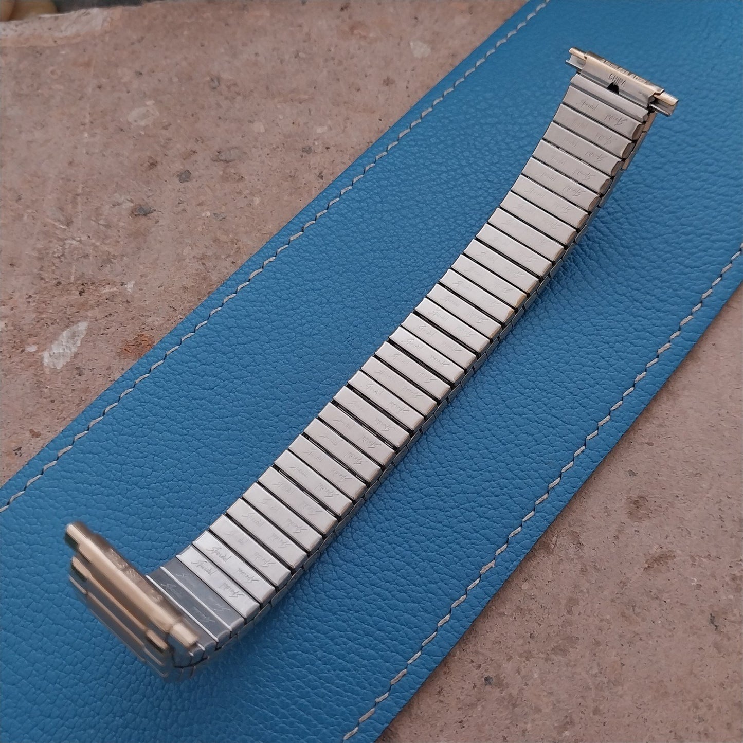 20mm 18mm 17mm Speidel Hirsch Gold Tone Unused Vintage Watch Band