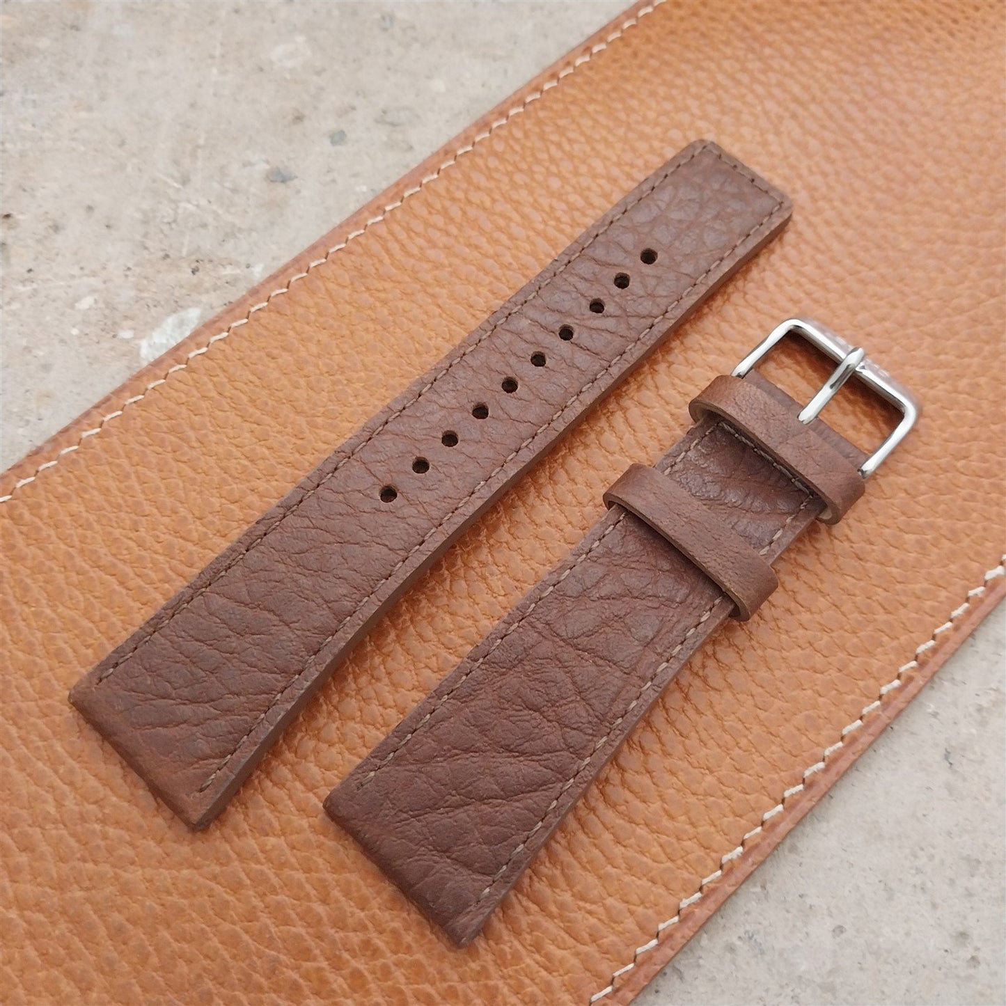 Seiko 24mm L0D1 Z 24 Leather Watch Strap & Logo Buckle
