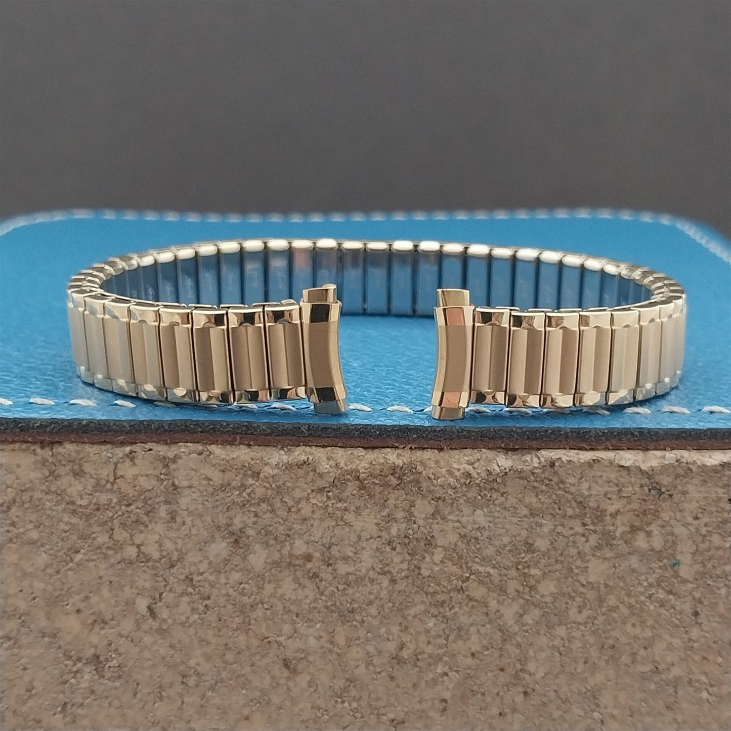 Speidel Hirsch Gold Tone 10mm 11mm 12mm Twistoflex Expansion Watch Band