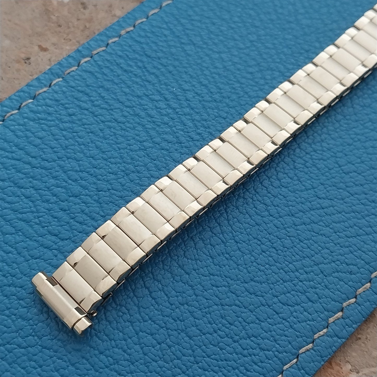 Speidel Hirsch Gold Tone 10mm 11mm 12mm Twistoflex Expansion Watch Band