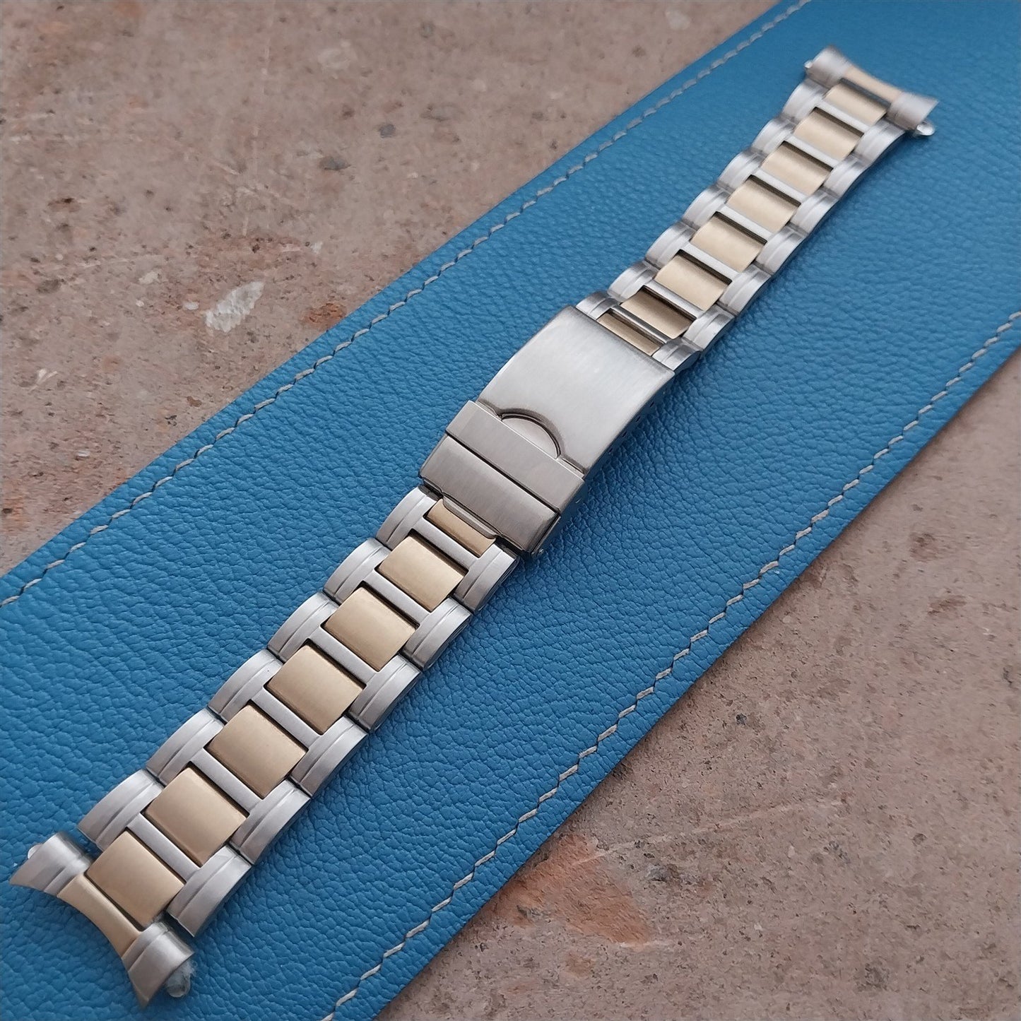 1990s Vintage Speidel Stainless 22mm Unused Classic Watch Band