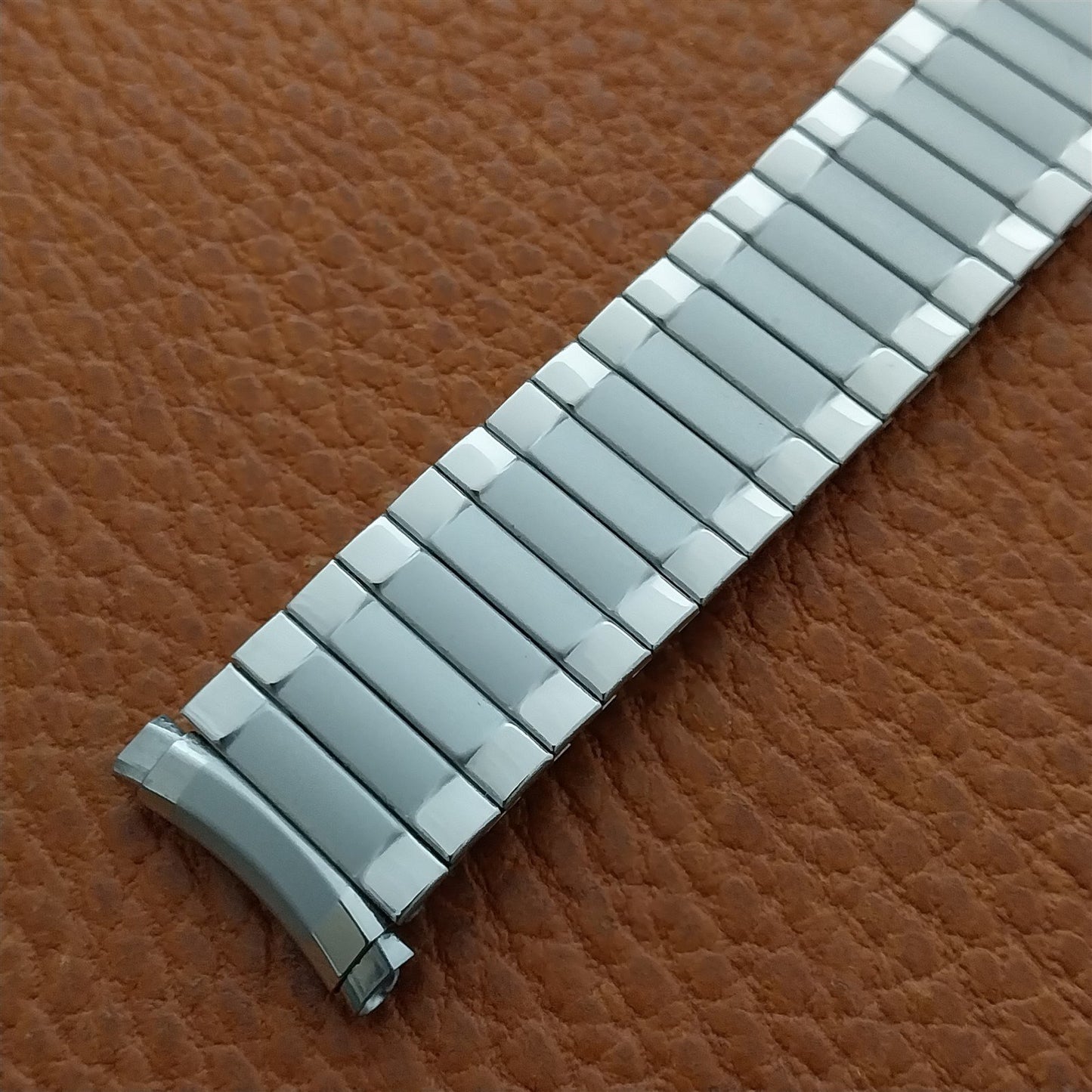 19mm 18mm 17mm Speidel Radial Stainless Wide 1970s Unused Vintage Watch Band