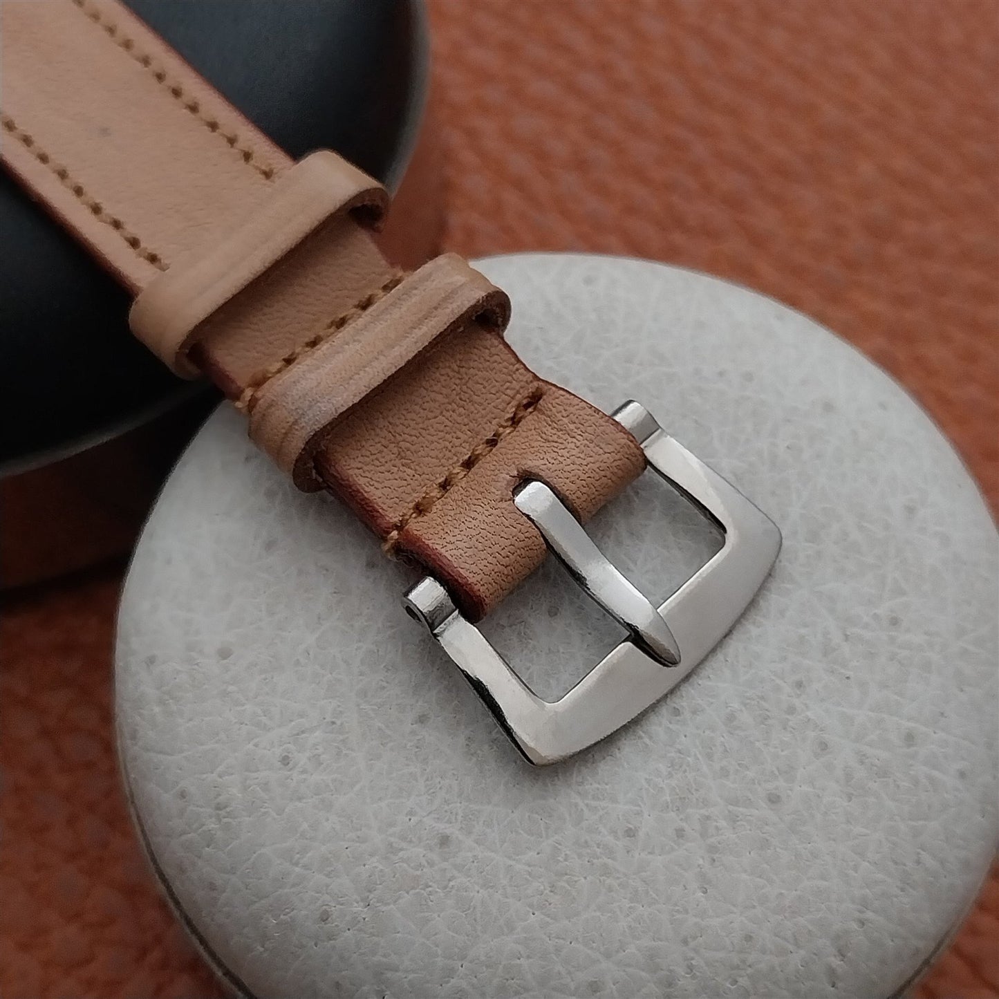 14mm Calf Leather Unused 1940s-1950s Vintage Watch Strap & Thumbnail Buckle