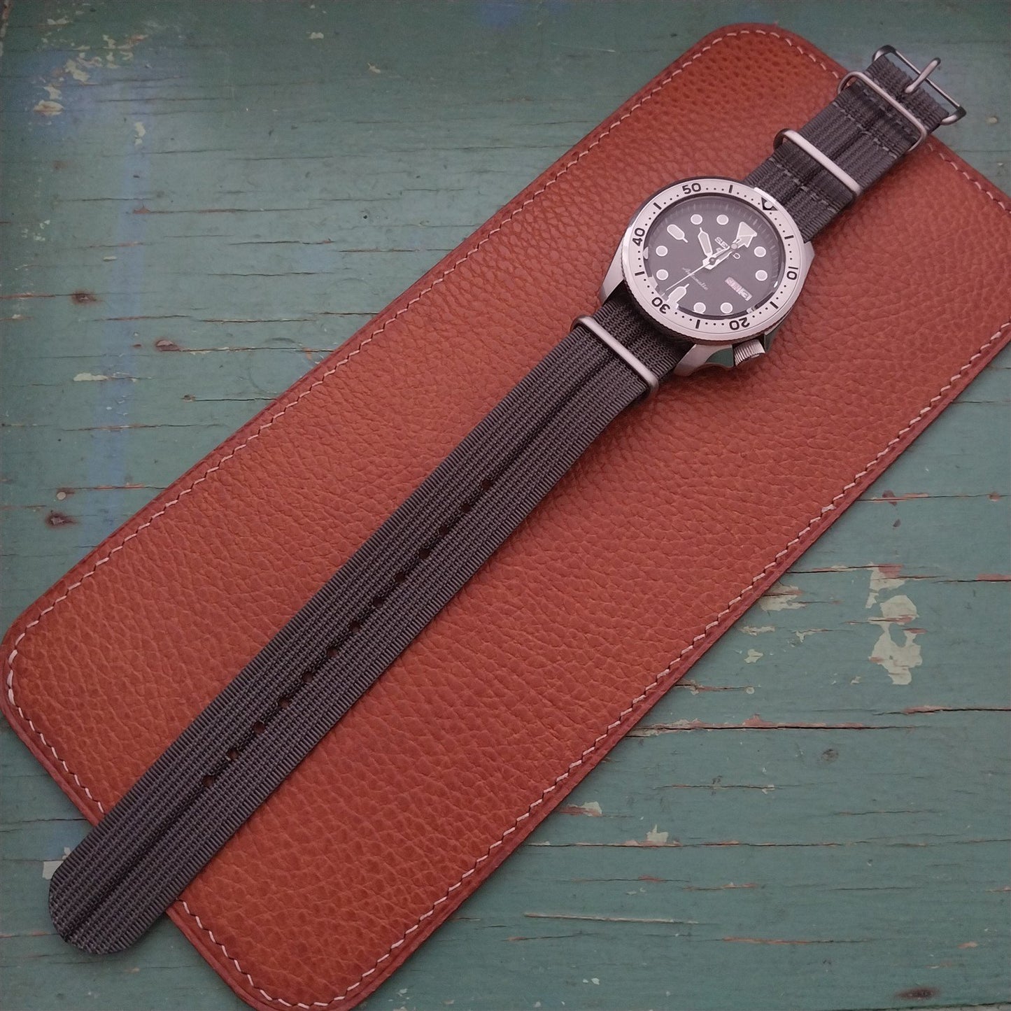 22mm Ribbed Gray & Black Stripe Nylon Classic G10 Watch Strap