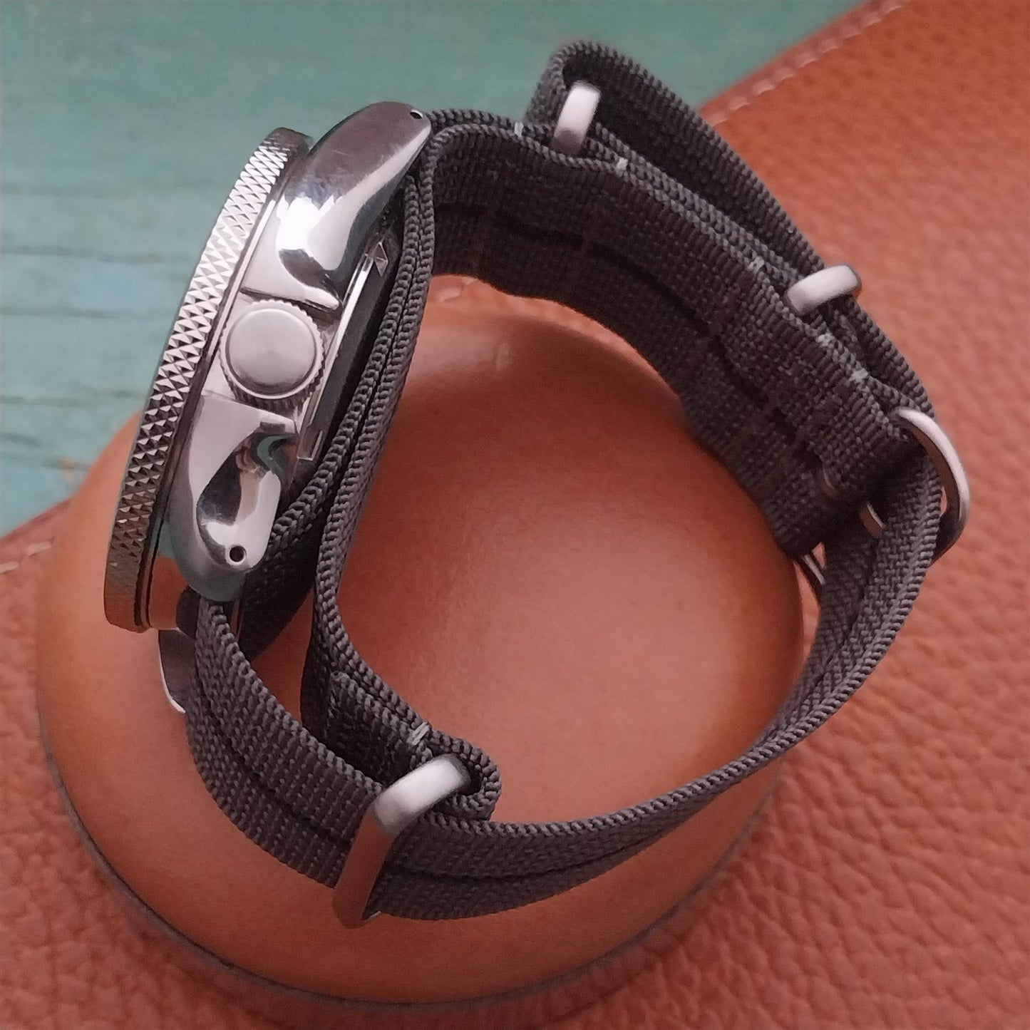 22mm Ribbed Gray & Black Stripe Nylon Classic G10 Watch Strap