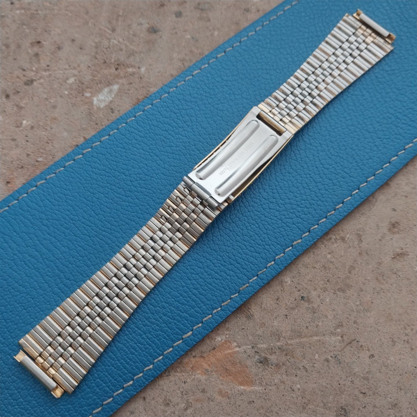 18mm Flared Gold-Tone Unused nos 1980s Vintage Watch Band