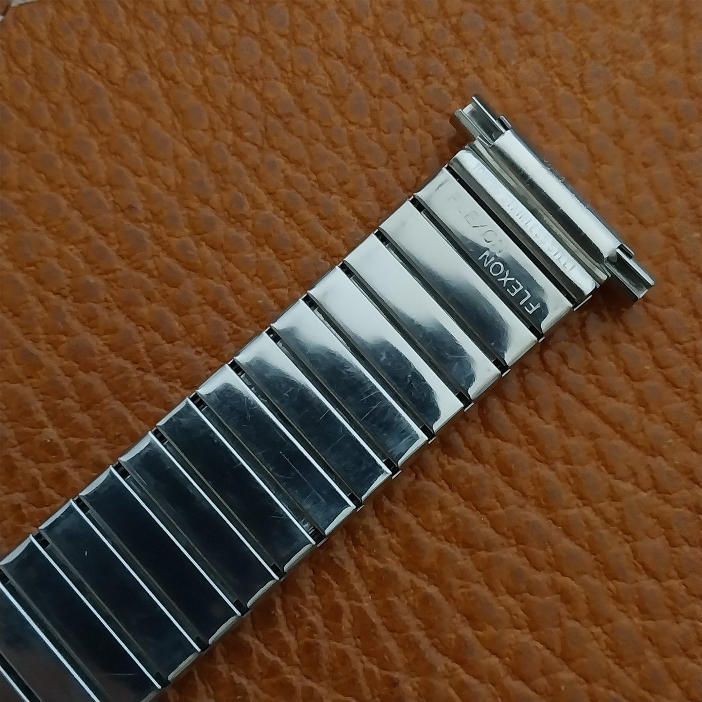 17mm 18mm 19mm Kreisler Flexon Stainless Steel Unused 1980s Watch Band