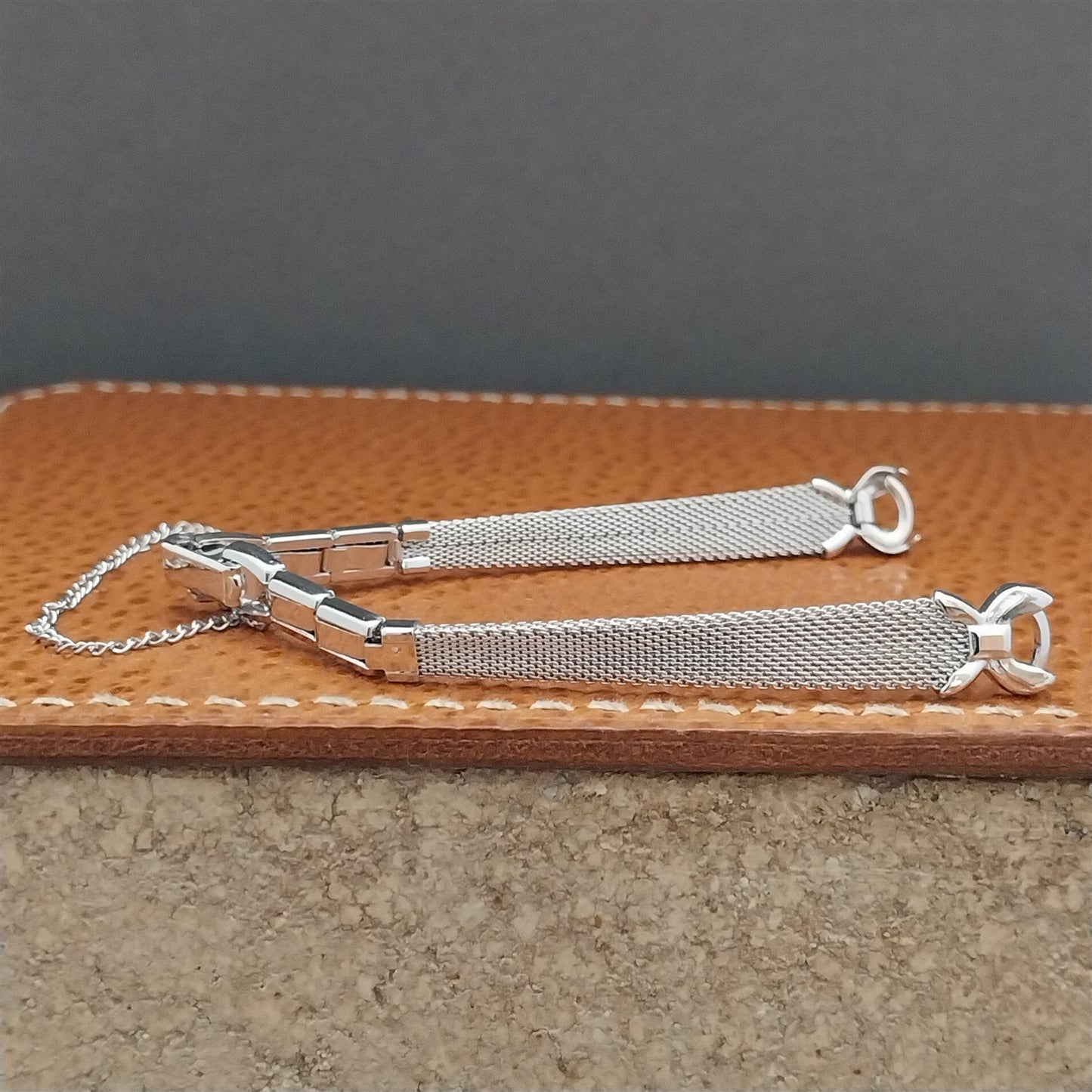 Ladies Speidel White Gold-Filled Mesh Unused 1968 Vintage Cocktail Watch Band