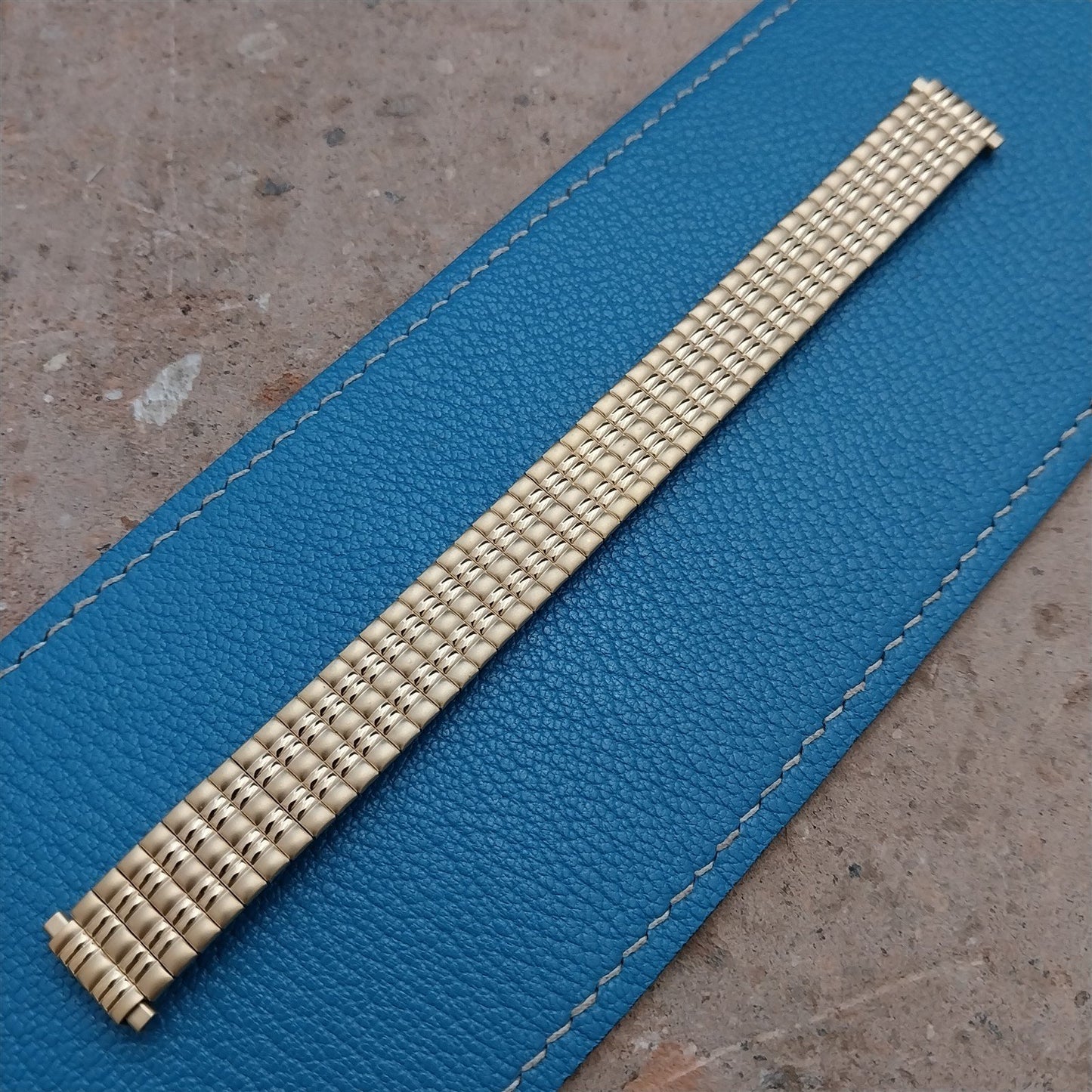 Vintage 11mm-14mm Ladies Speidel Gold Tone Unused Watch Band