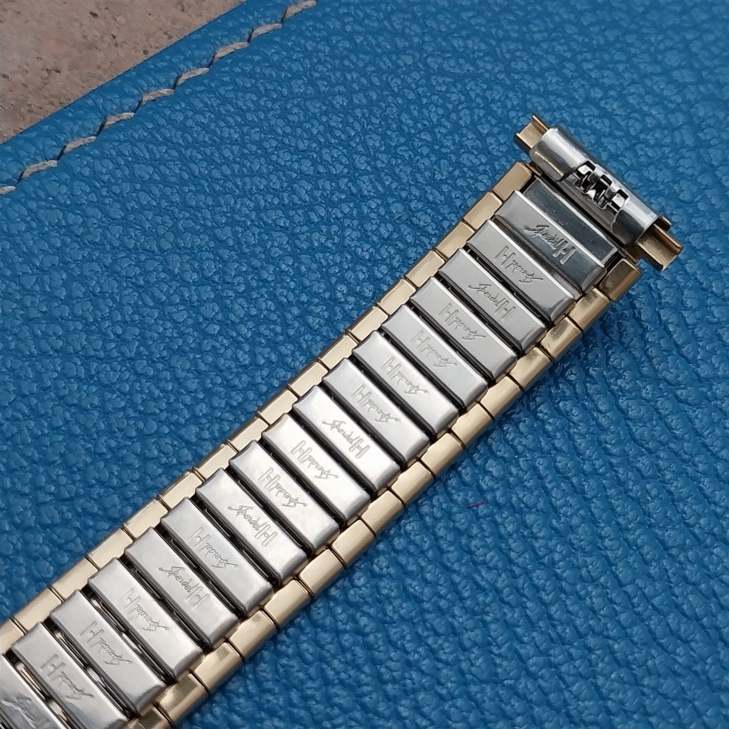 Vintage 11mm-14mm Ladies Speidel Gold Tone Unused Watch Band