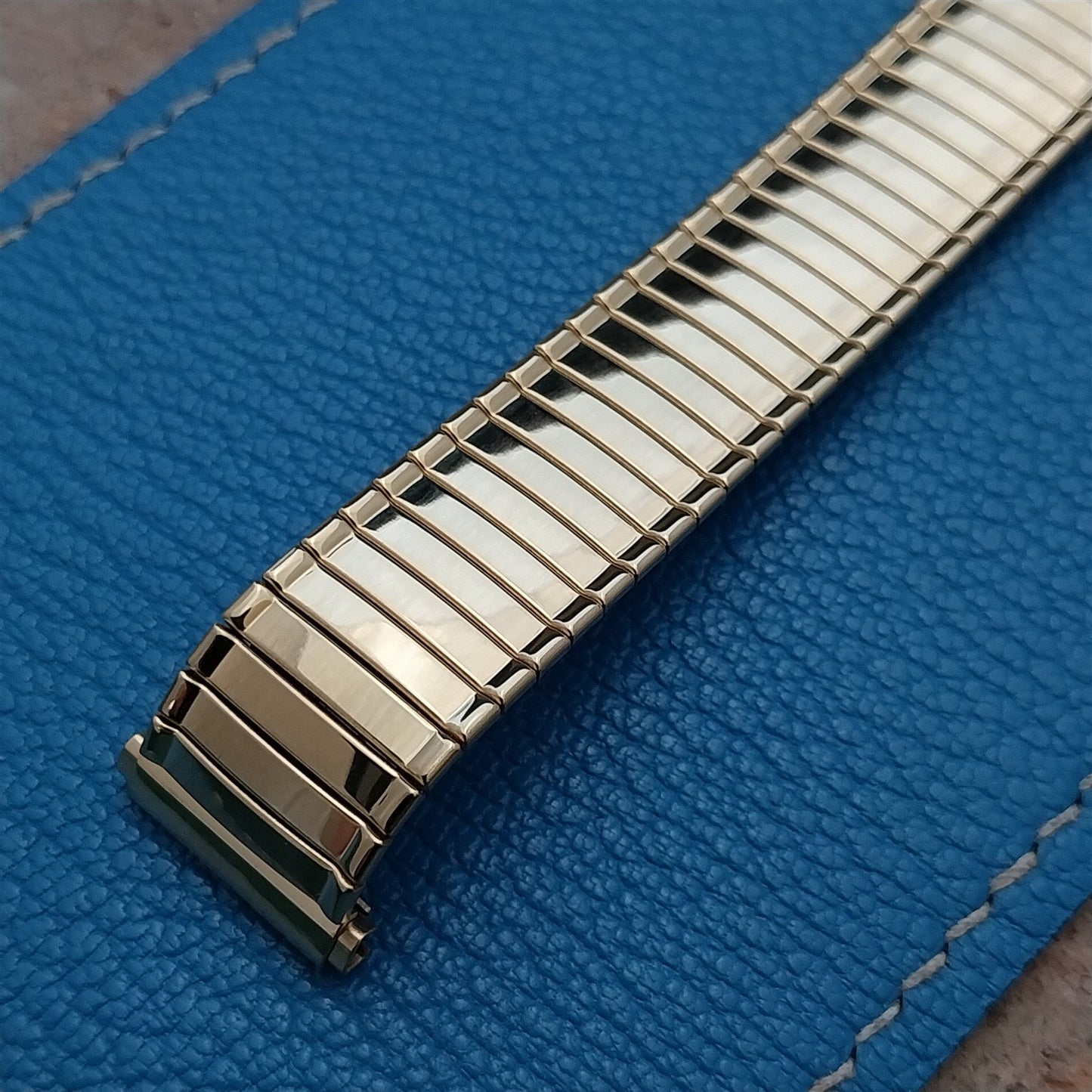 Vintage 14mm 15mm 16mm Ladies Speidel Gold Tone Unused Watch Band