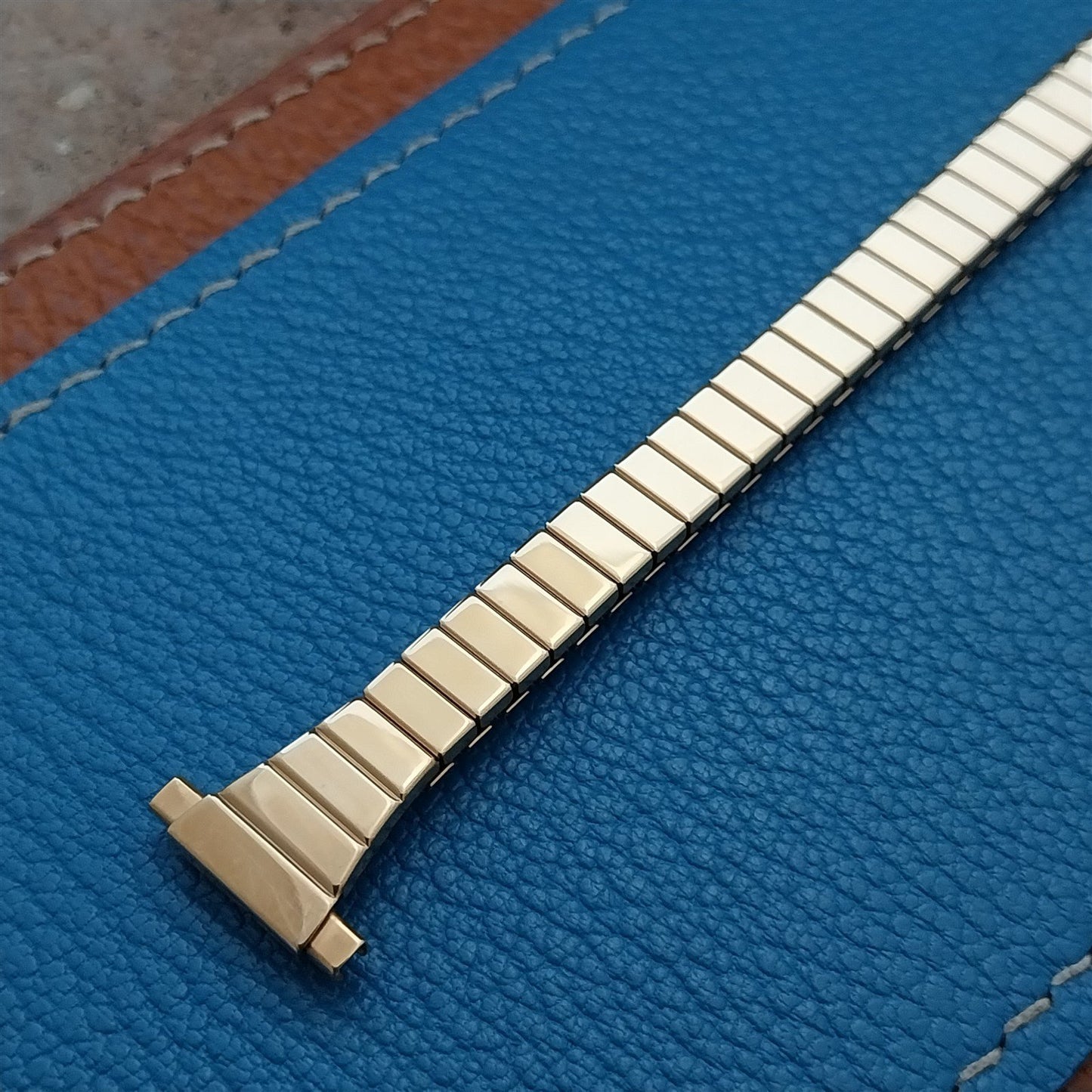 Vintage 11mm 12mm 14mm Ladies Speidel Gold Tone Unused Watch Band