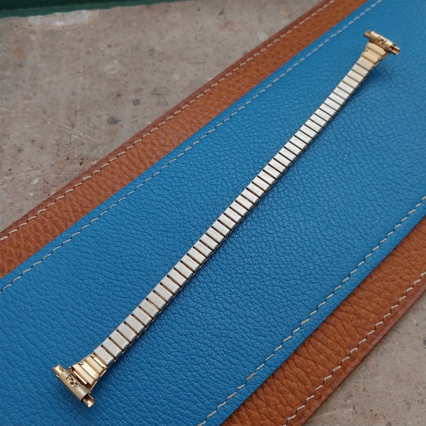 Vintage 11mm 12mm 14mm Ladies Speidel Gold Tone Unused Watch Band