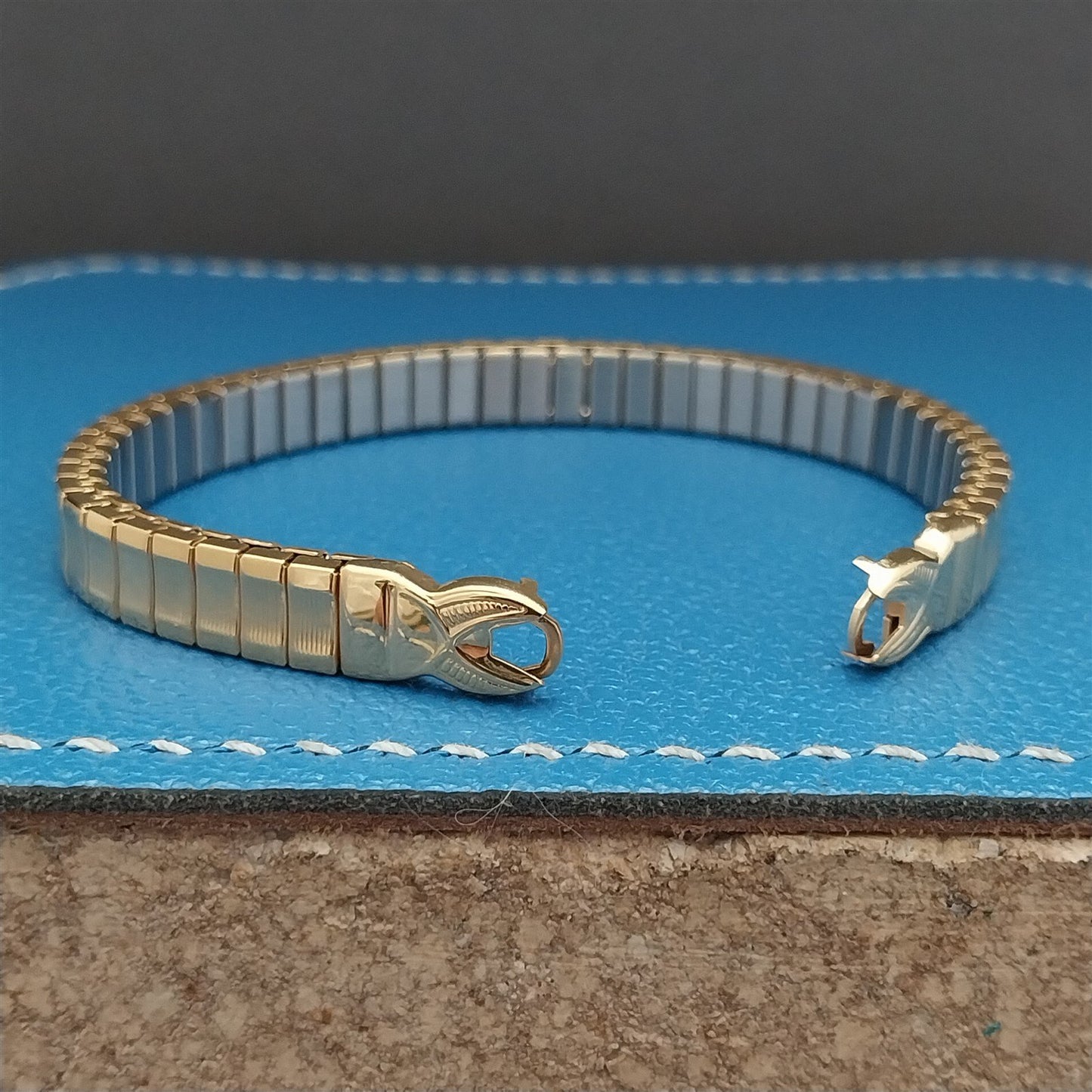 Ladies Stuller Gold-Tone Expansion Unused Cocktail Watch Band