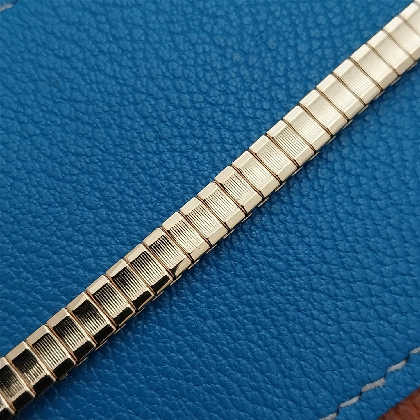 Ladies Stuller Gold-Tone Expansion Unused Cocktail Watch Band