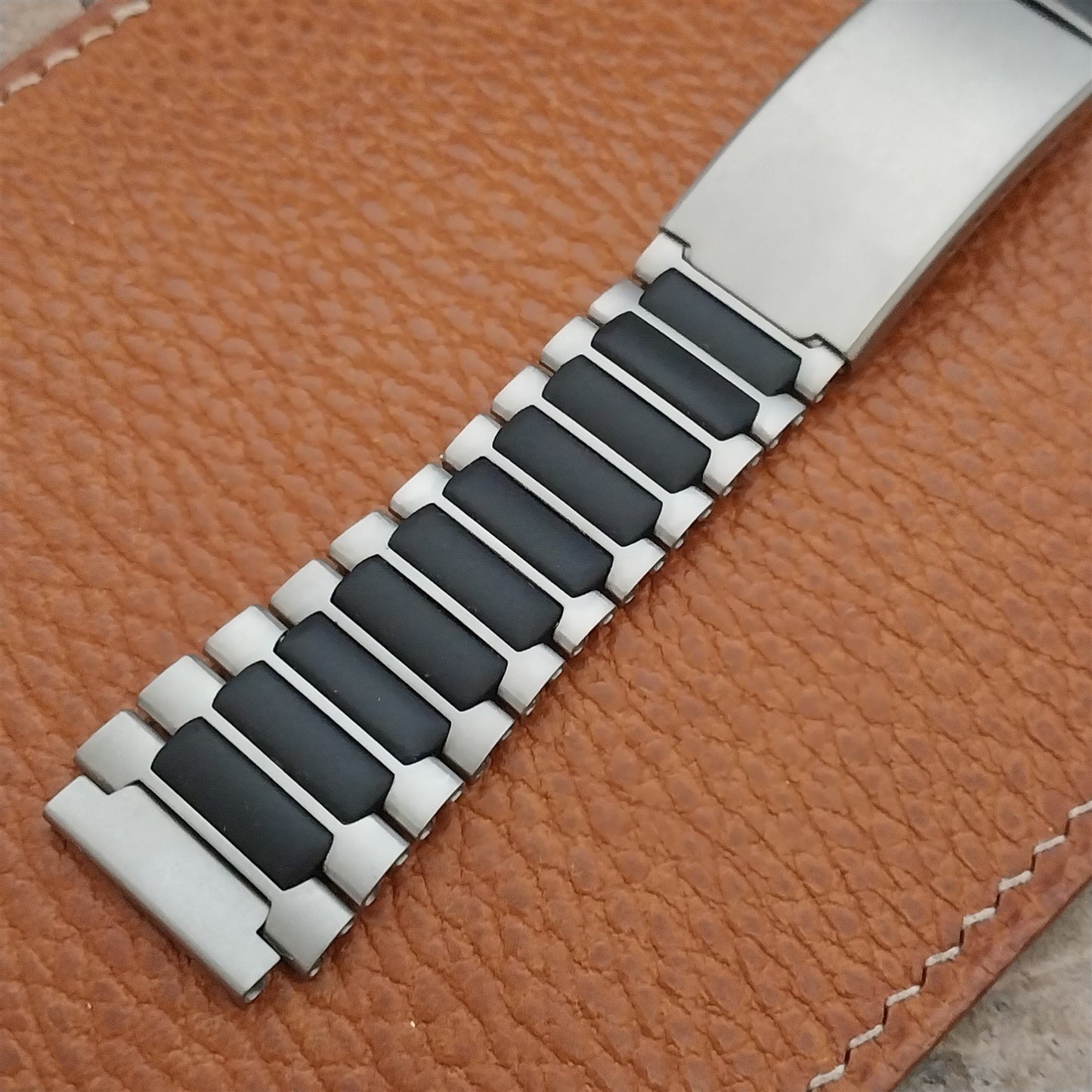 Black Stainless Steel 19mm Flared Unused nos Vintage Watch Band