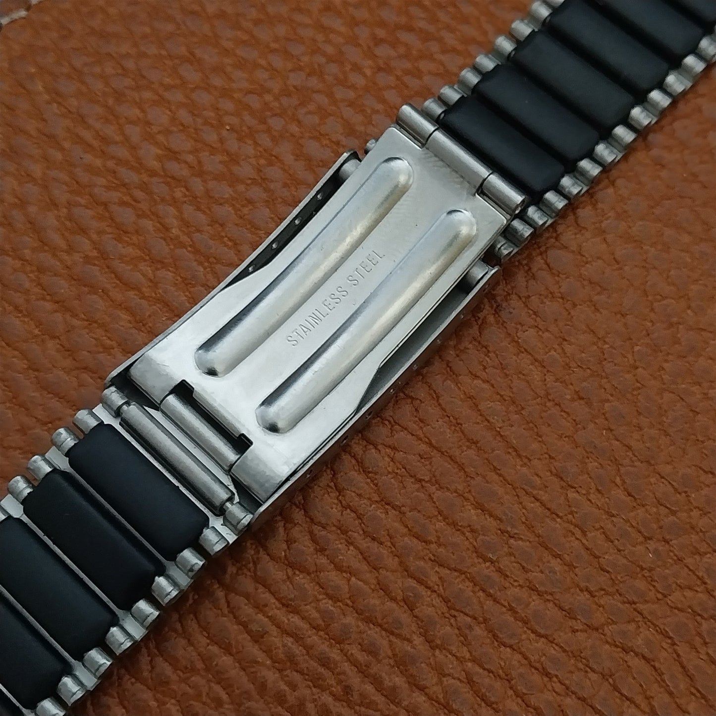 Black Stainless Steel 19mm Flared Unused nos Vintage Watch Band