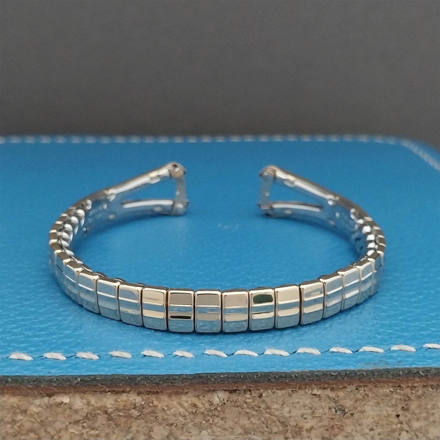 1950s Vintage Ladies Yellow Gold-Filled Speidel Unused Cocktail Watch Band