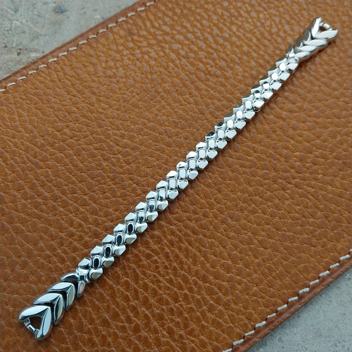 Ladies White Gold-Fill 1957 Speidel Golden Harvest Cocktail Watch Band
